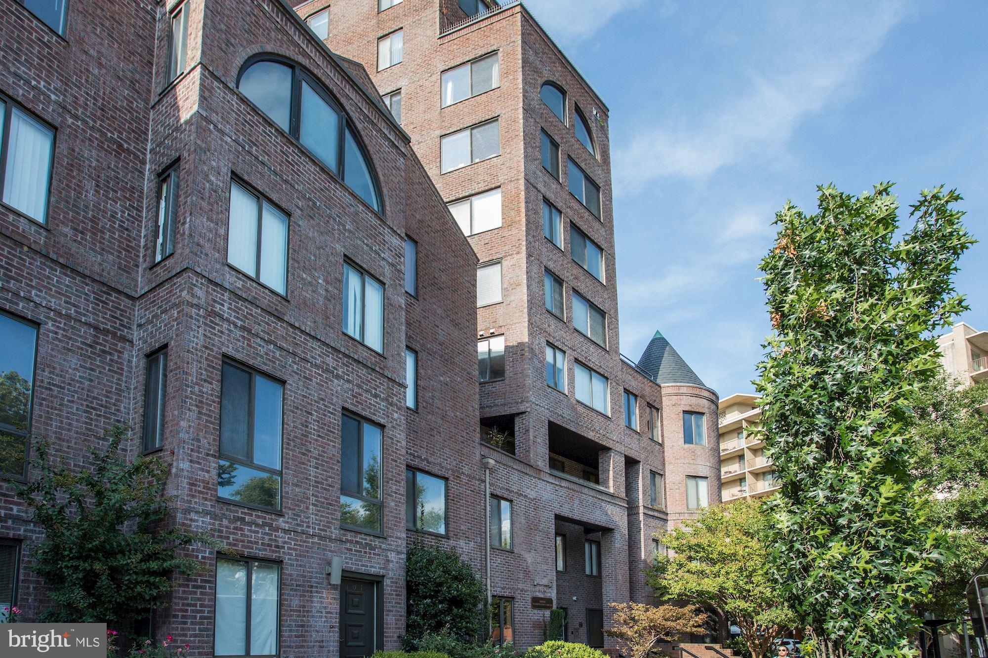 FOGGY BOTTOM - Residential Lease