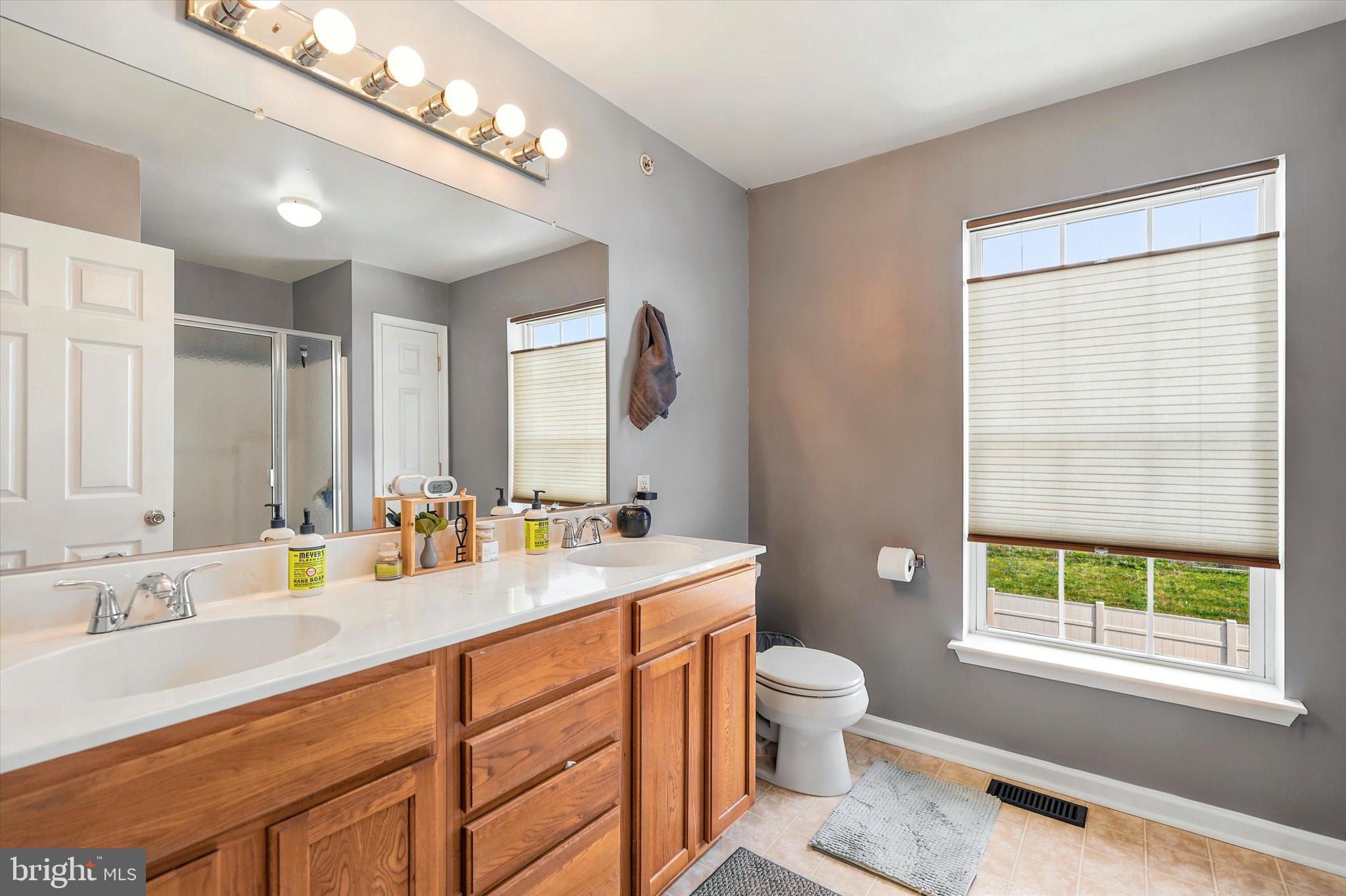 NORTH HILLS - Residential