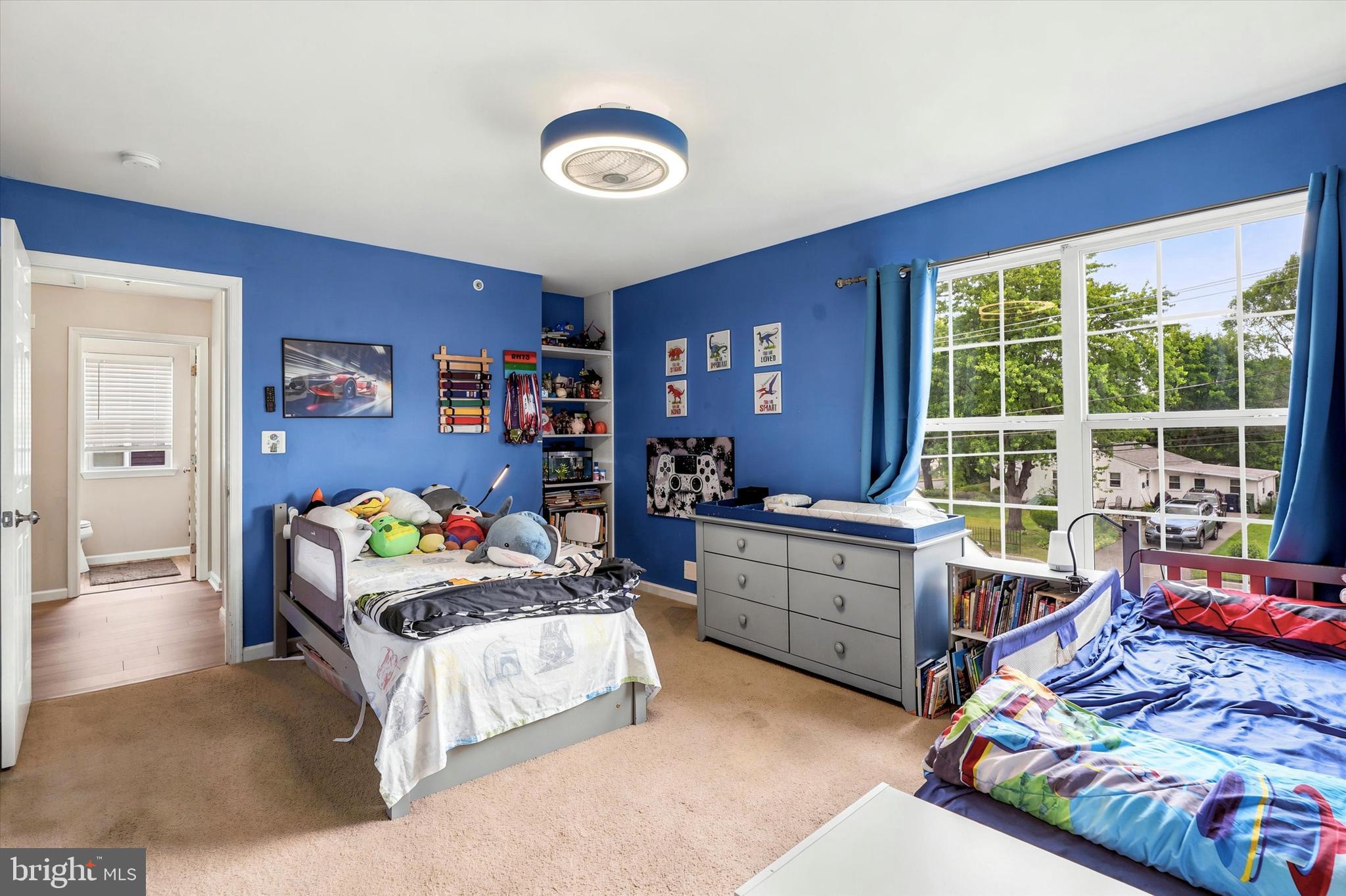 NORTH HILLS - Residential
