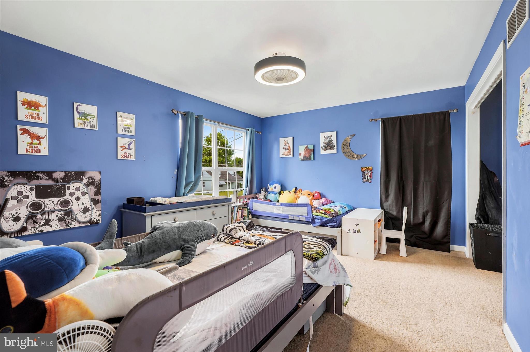 NORTH HILLS - Residential