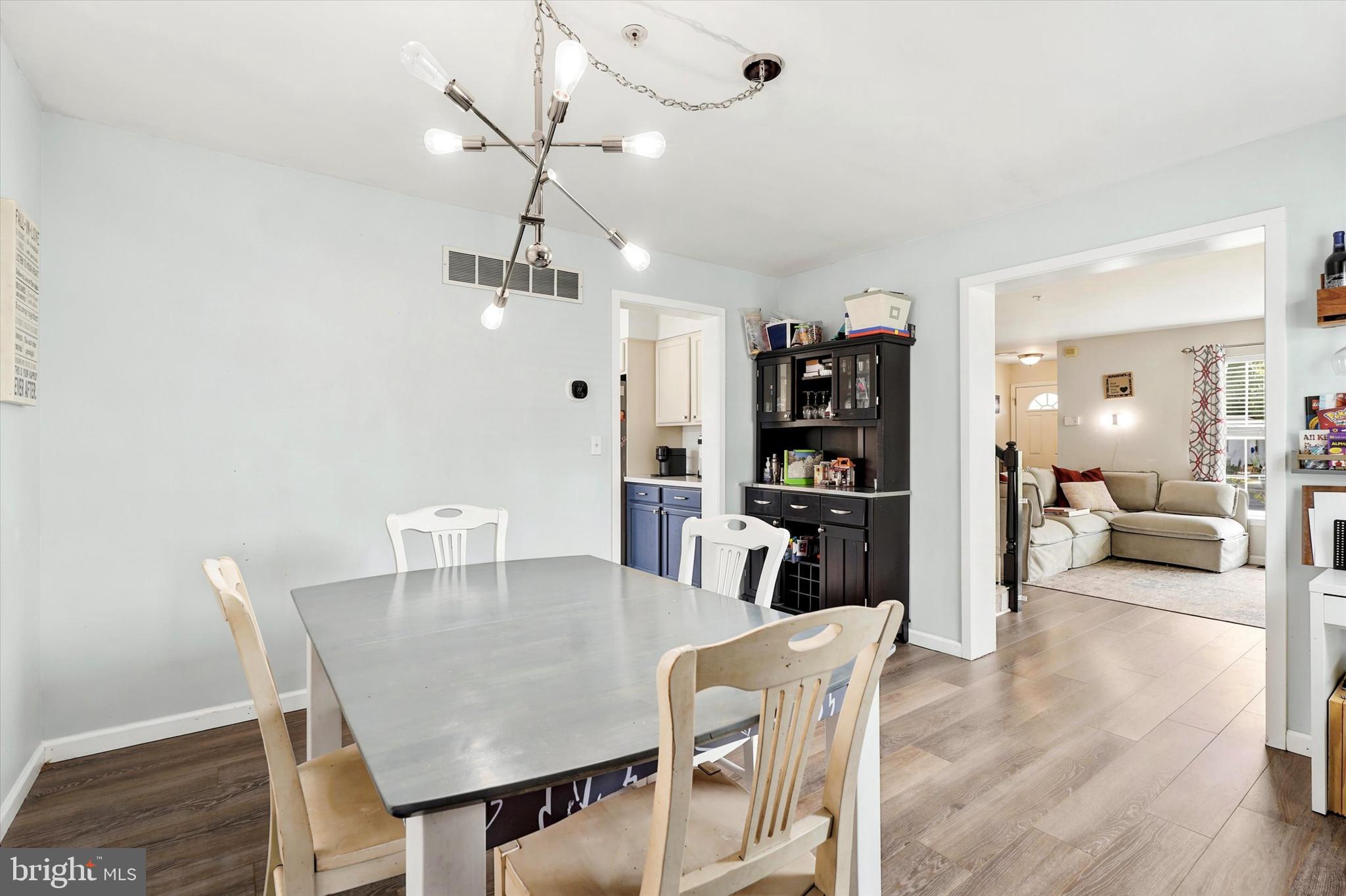 NORTH HILLS - Residential