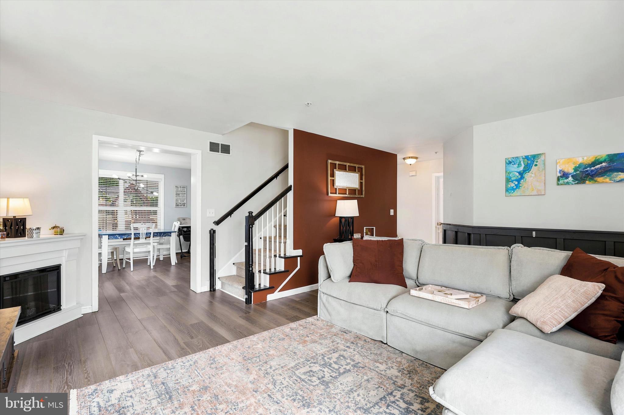 NORTH HILLS - Residential