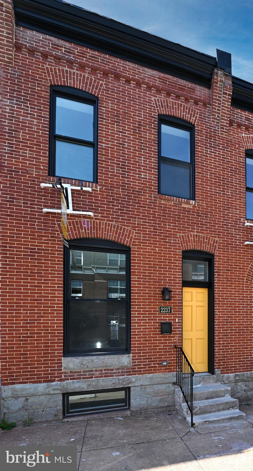 BROADWAY EAST - Residential