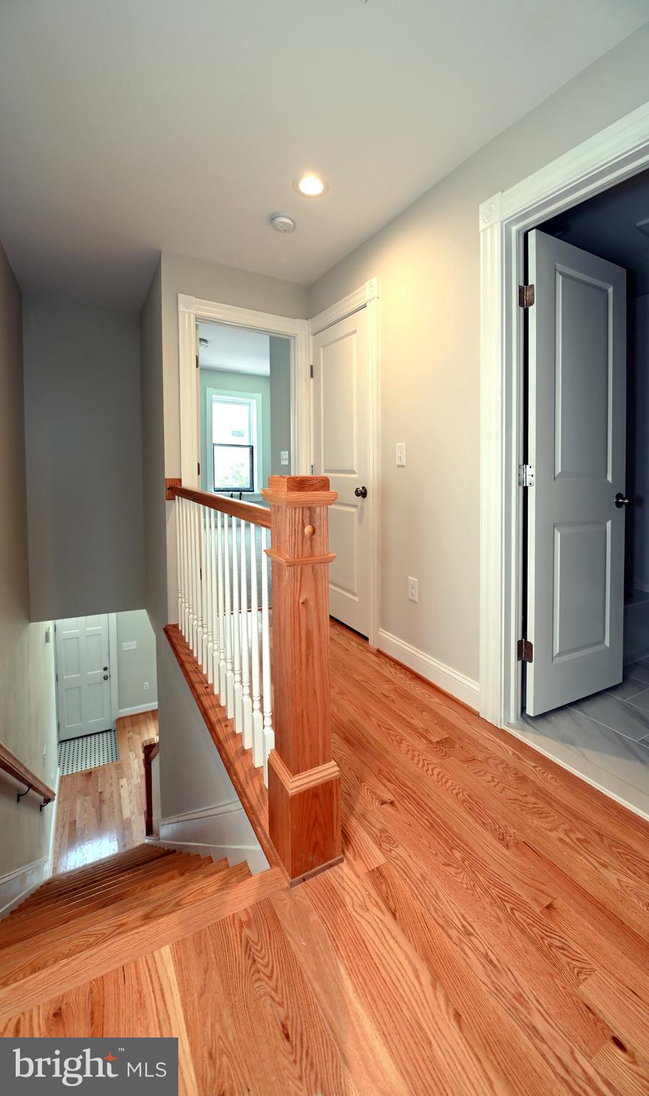 BROADWAY EAST - Residential