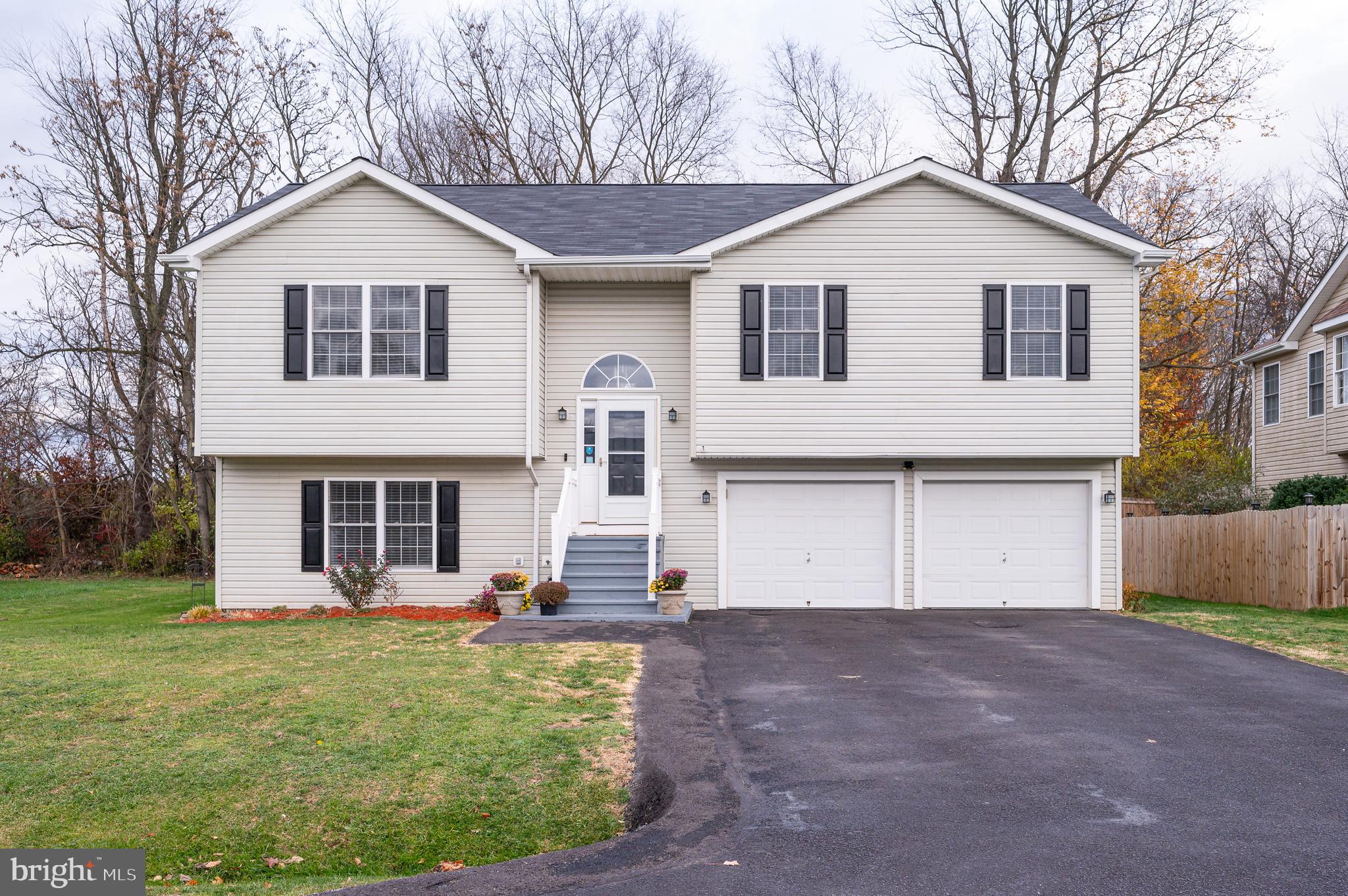 SYCAMORE VILLAGE - Residential
