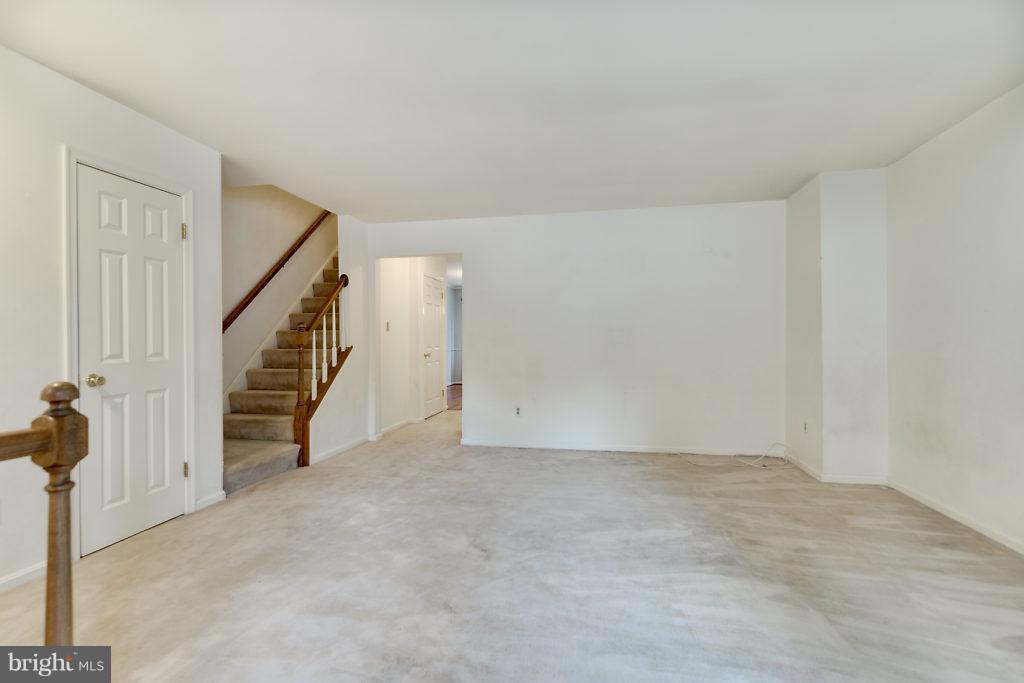 SPRINGFIELD OAKS - Residential Lease
