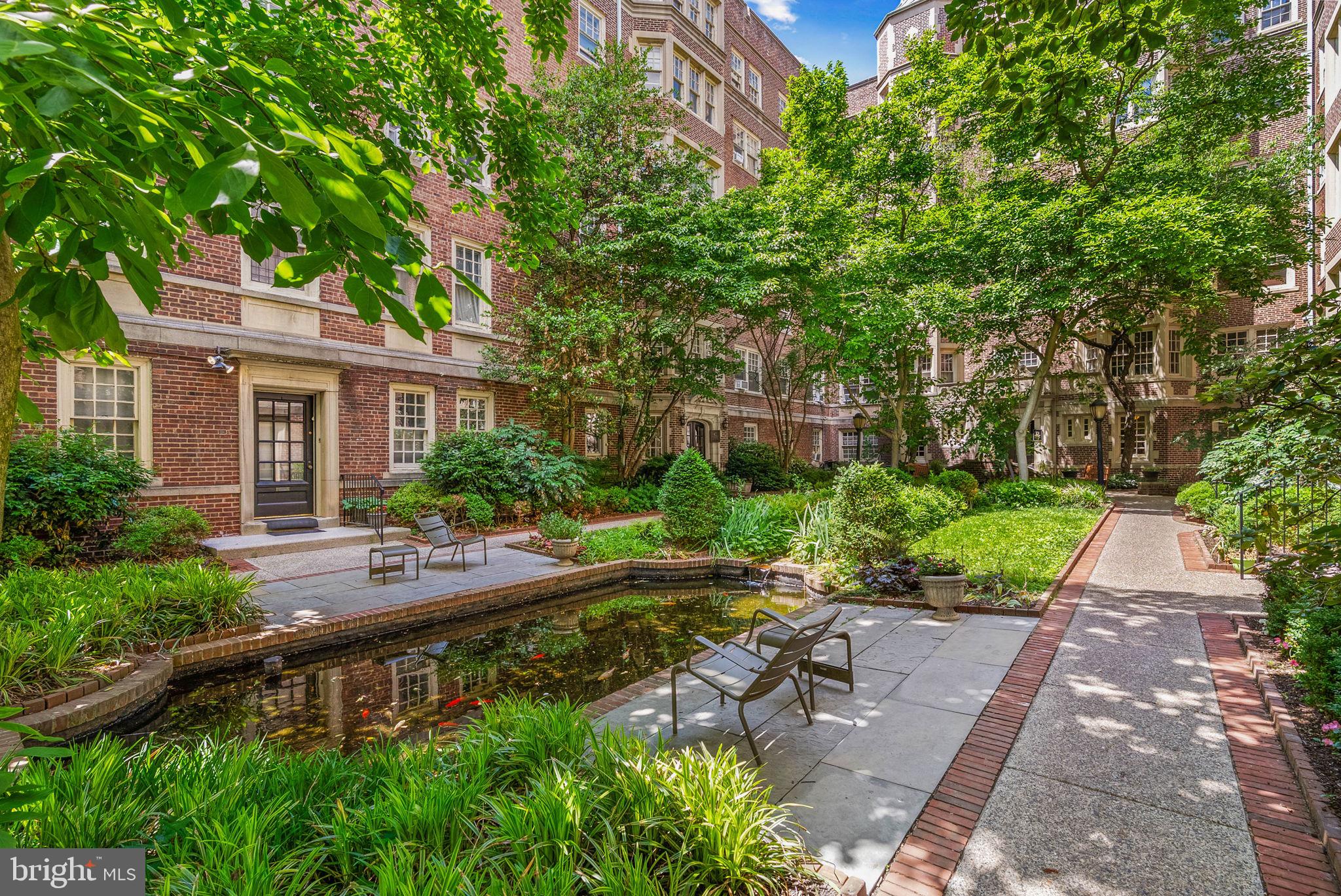 UNIVERSITY CITY - Residential