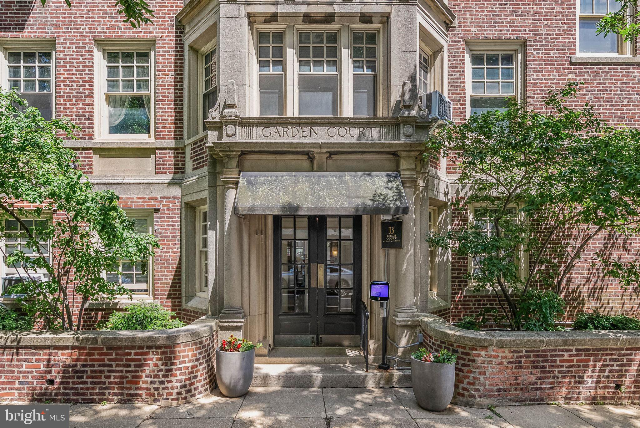 UNIVERSITY CITY - Residential