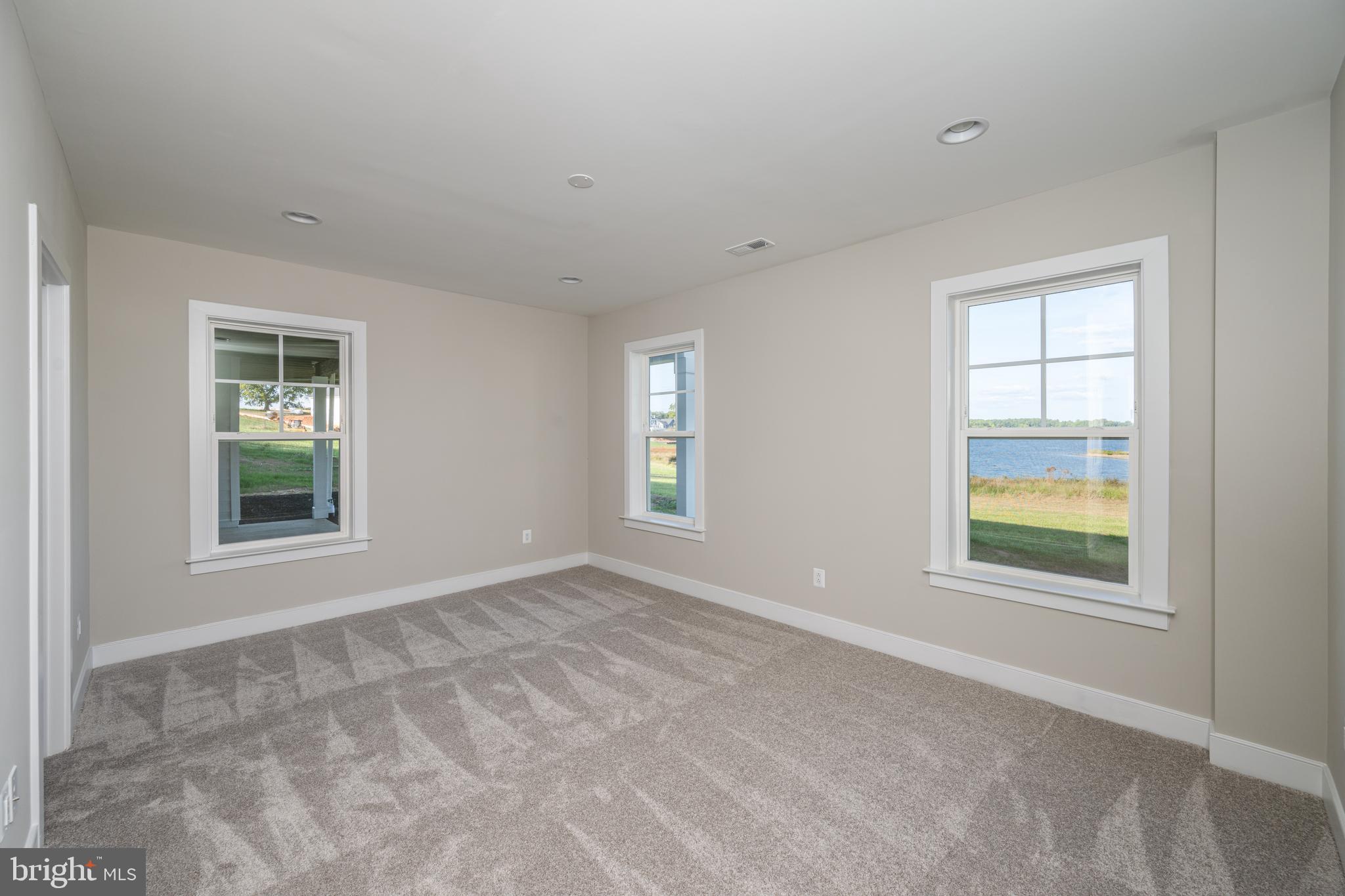ROCK ISLAND LANDING - Residential