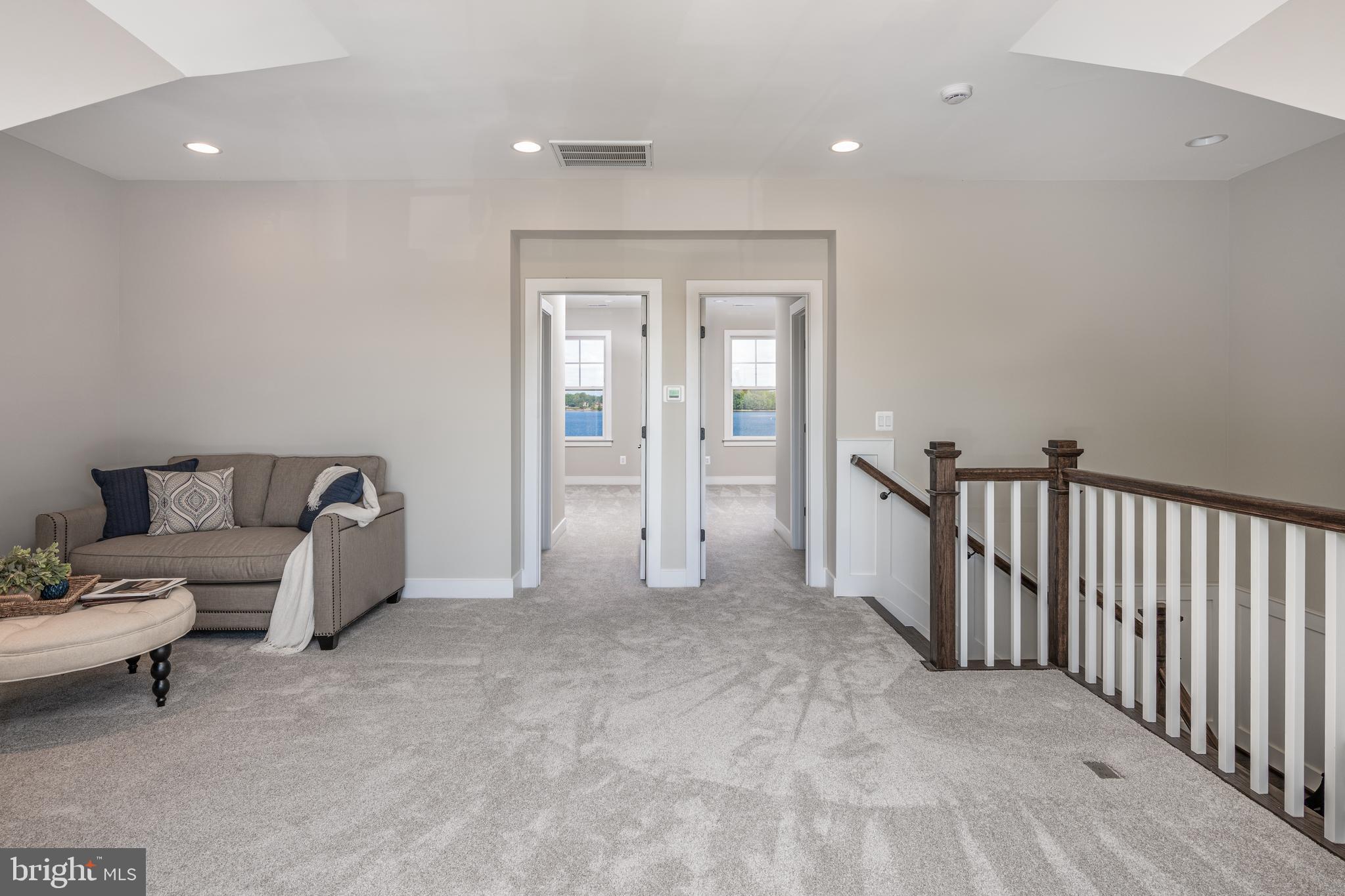 ROCK ISLAND LANDING - Residential