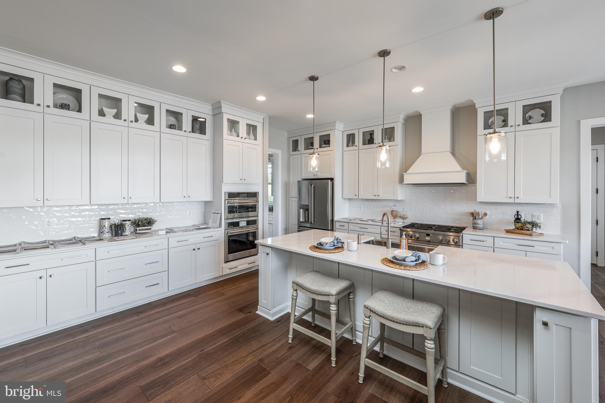 ROCK ISLAND LANDING - Residential