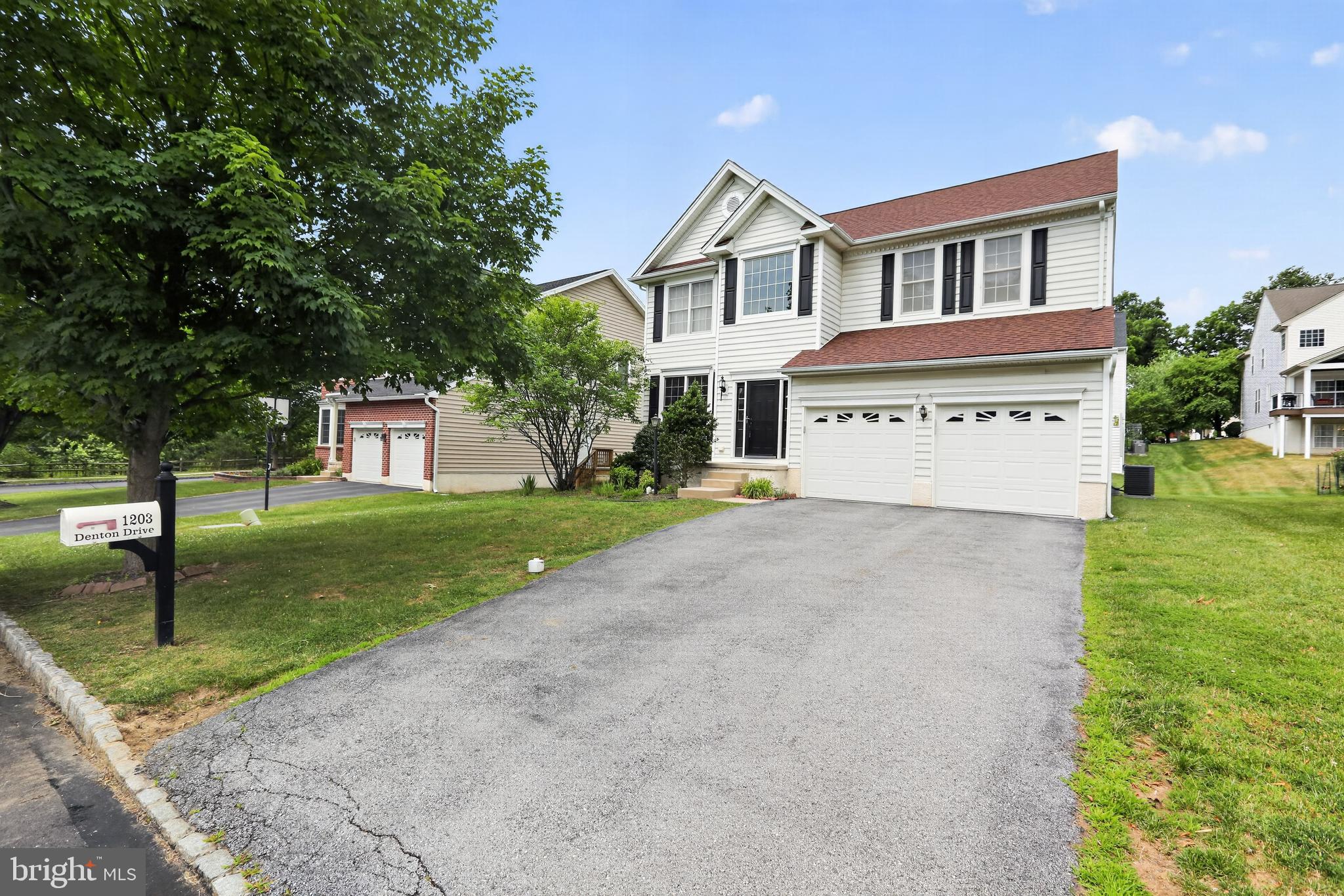 Welcome to 1203 Denton Drive, a beautifully appointed and meticulously maintained single home in the sought after Byers Station Community in Chester Springs.  Enjoy the resort style amenities of this community that are available for all to enjoy - extensive walking/jogging trails just steps away from the house, 2 swimming pools, fitness center, sauna, clubhouse,  playgrounds, tennis and basketball courts. This move-in ready home is located in the award winning Downingtown School District and STEM Academy and minutes from shopping, dining and major highways
Enter this 4 bedroom, 2 1/2 bath, 2768 sq. ft. home to a spacious and light filled Living Room and formal Dining Room with elegant millwork and stunning Brazilian hardwood floors that are throughout the entire house.  The Kitchen has ample cabinetry, granite countertops, tile backsplash, stainless steel appliances and a nice dining area.  There is a sliding glass door from the kitchen leading to a newer maintenance free deck and flat back yard space ideal for outdoor fun and relaxation. The large spacious Family Room has a brick fireplace.  To complete this level there is a powder room and laundry room with door leading to the 2 car garage.  The second floor has a huge primary bedroom with 2 walk in closets, ceiling fan and a tiled  private bathroom with vanities, tub and separate shower.  There are 3 other nice sized bedrooms, all with ceiling fans, and a tiled hall bath with vanity and tub.  The lower level is a full walk-out basement with rough in plumbing for a lower level bathroom.  This home has a replacement roof, hvac, hot water heater and windows.  There's nothing to do but move in! Make your appointment today.  Open House Sunday, June 28th, 1-3.