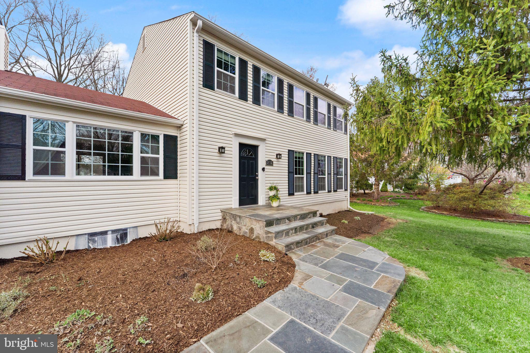 STRATTON WOODS - Residential