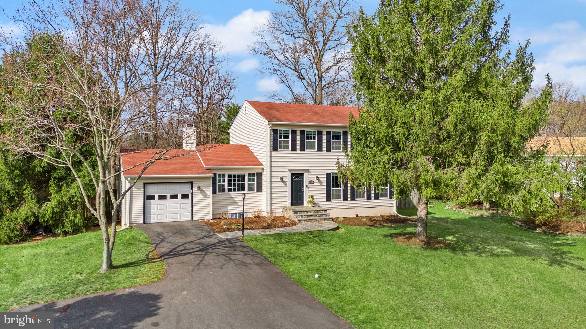STRATTON WOODS - Residential