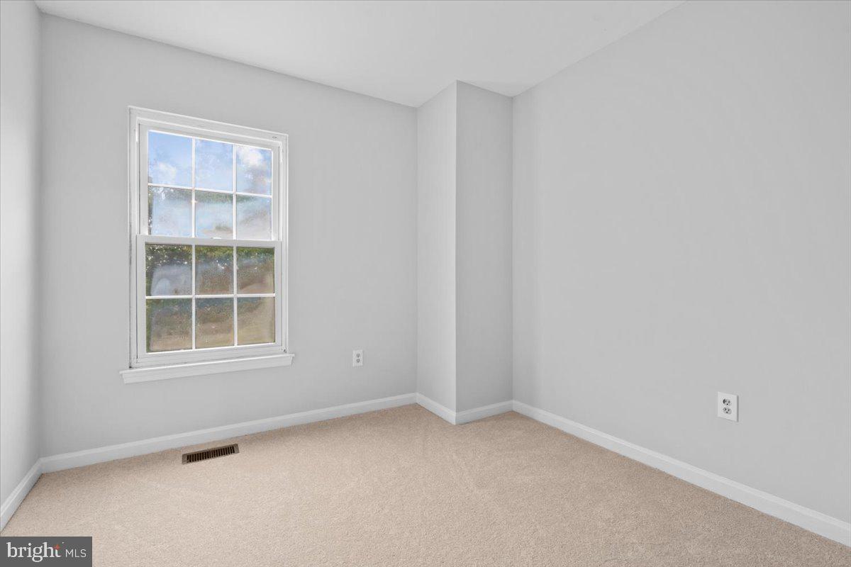 MONTCLAIR - Residential
