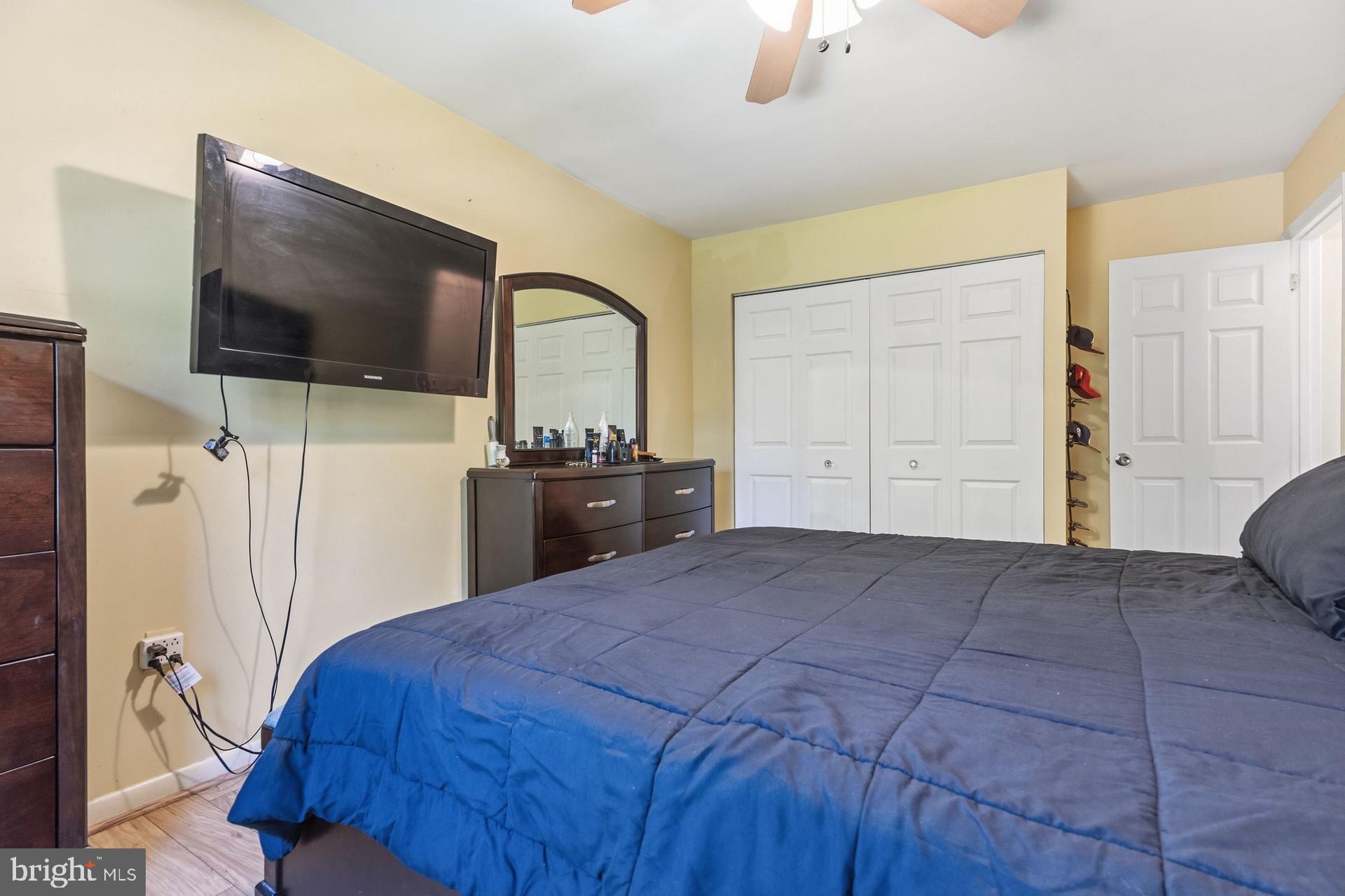 WHISKEY BOTTOM - Residential