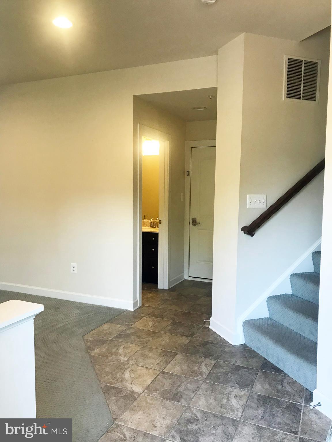 VILLAGES OF URBANA - Residential Lease