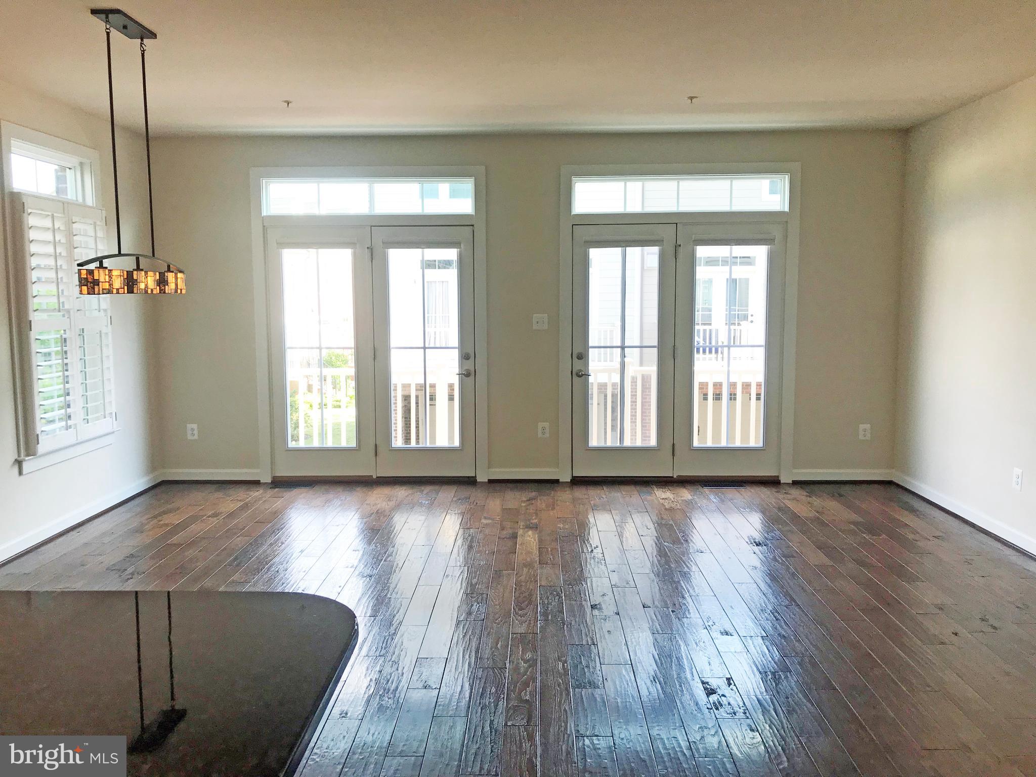 VILLAGES OF URBANA - Residential Lease