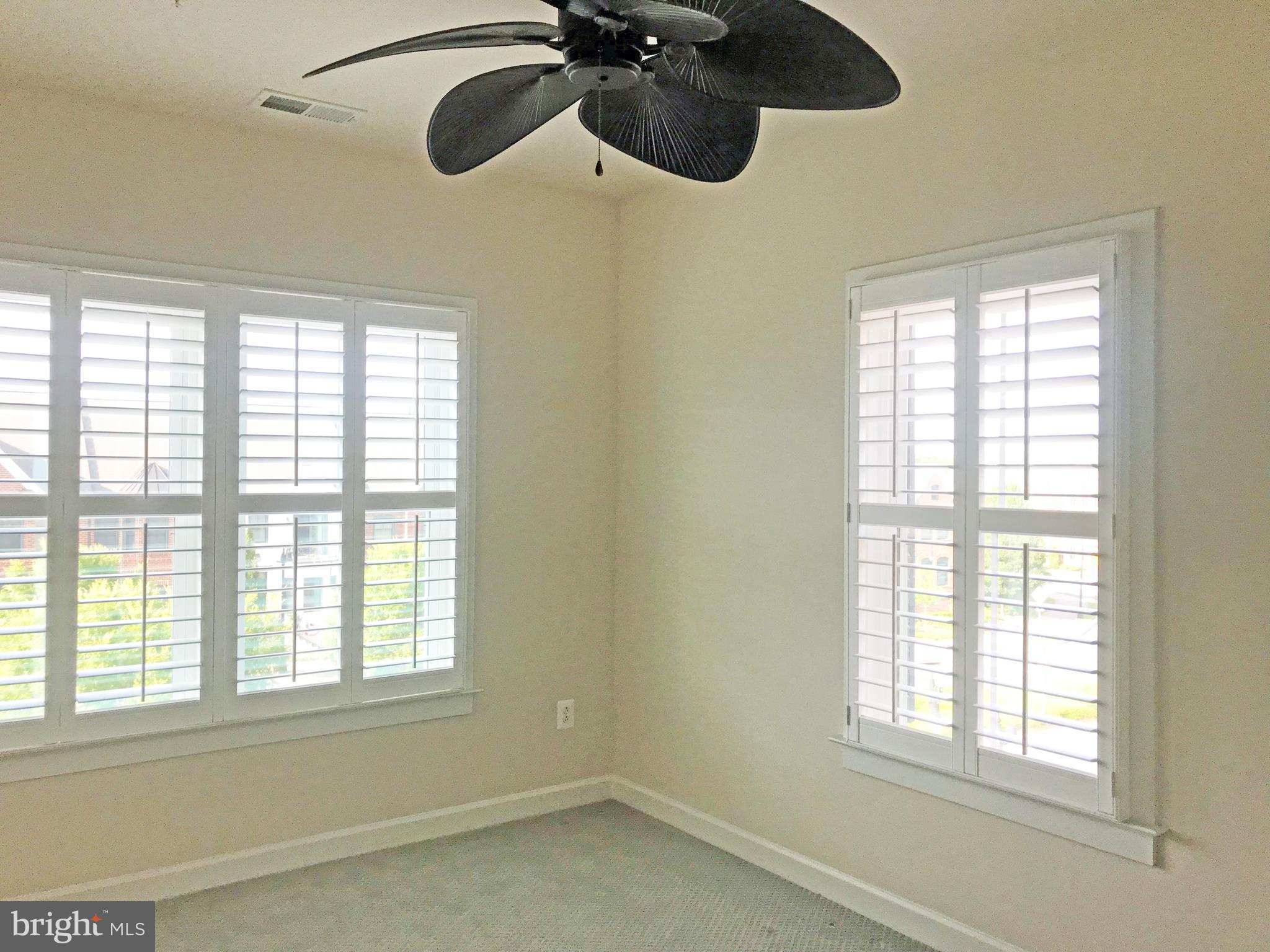 VILLAGES OF URBANA - Residential Lease
