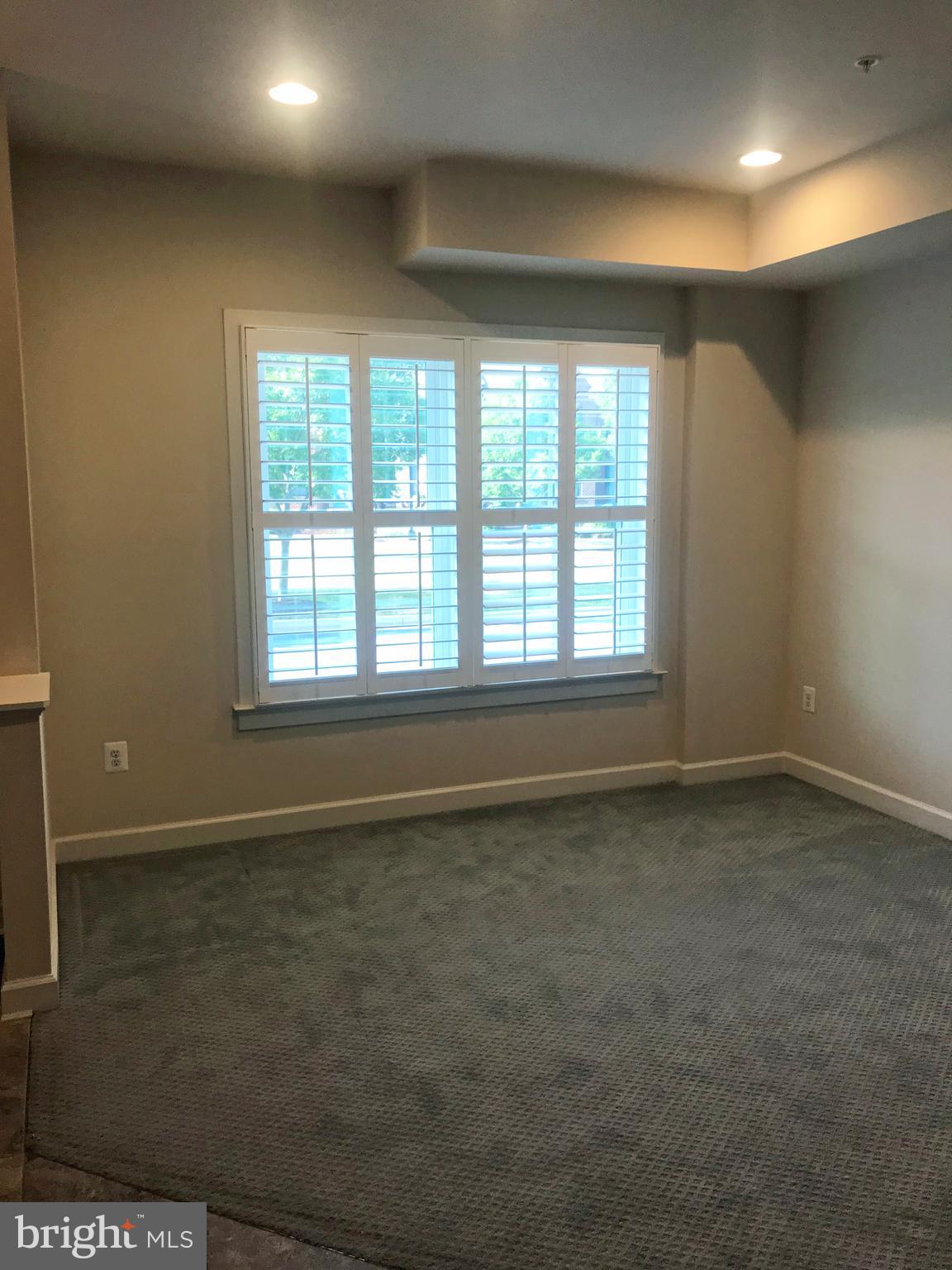 VILLAGES OF URBANA - Residential Lease