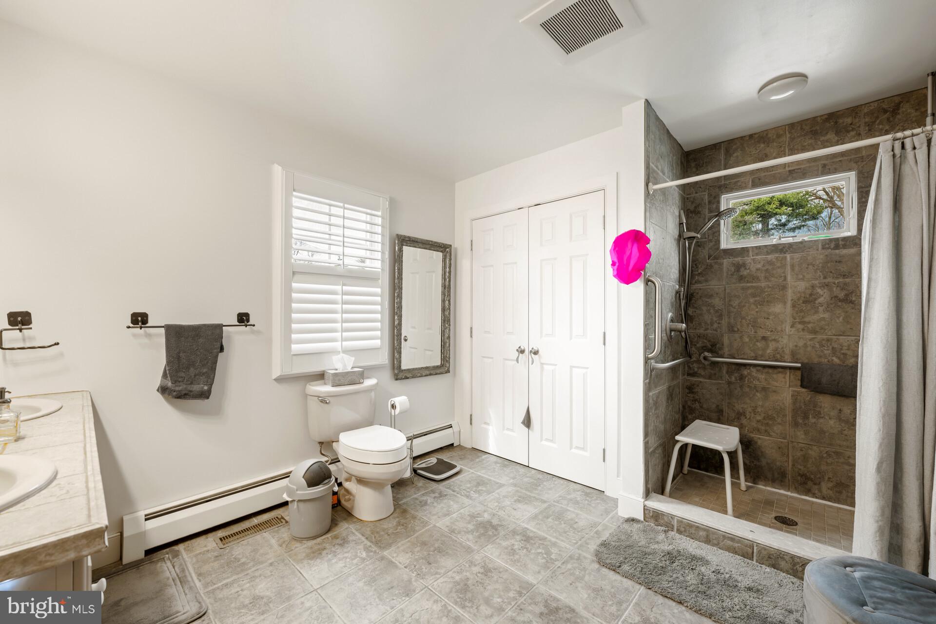 DOYLESTOWN - Residential Income