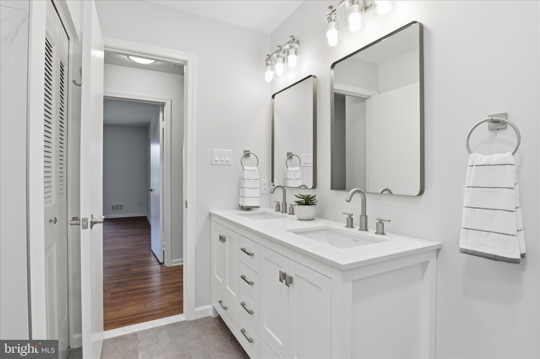 HEADS HILL - Residential