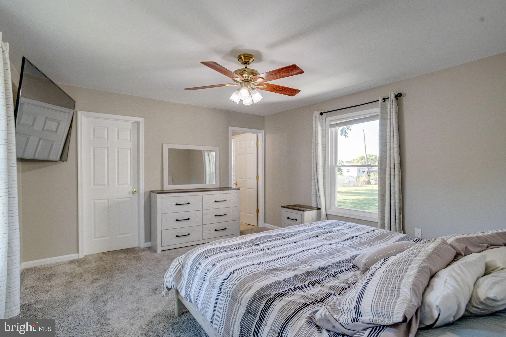 ABERDEEN HILLS - Residential