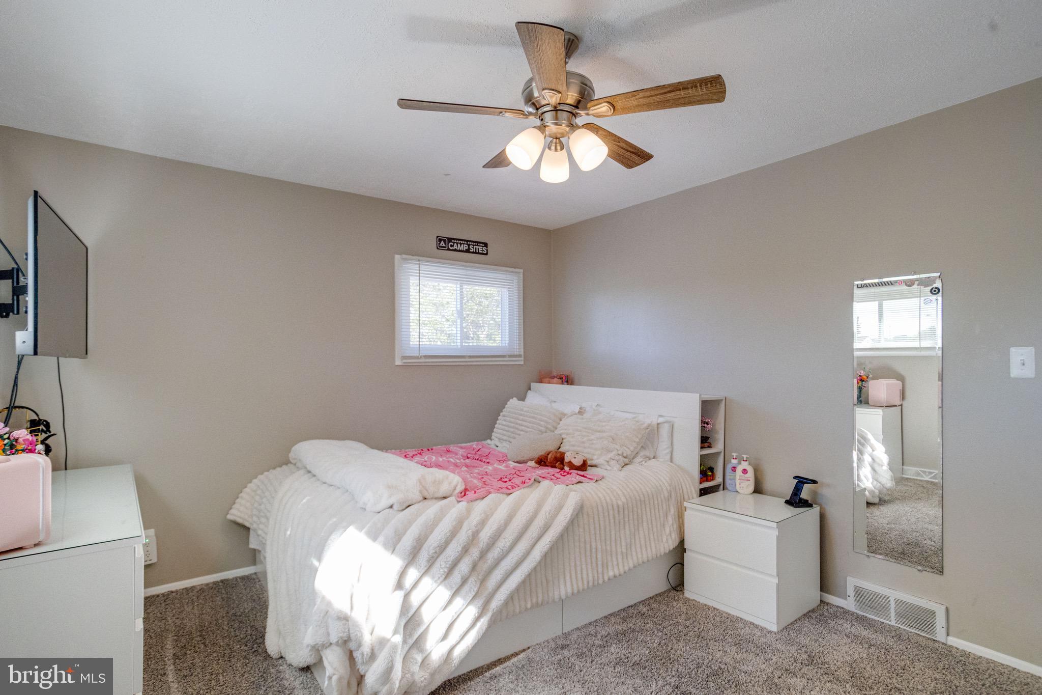 ABERDEEN HILLS - Residential