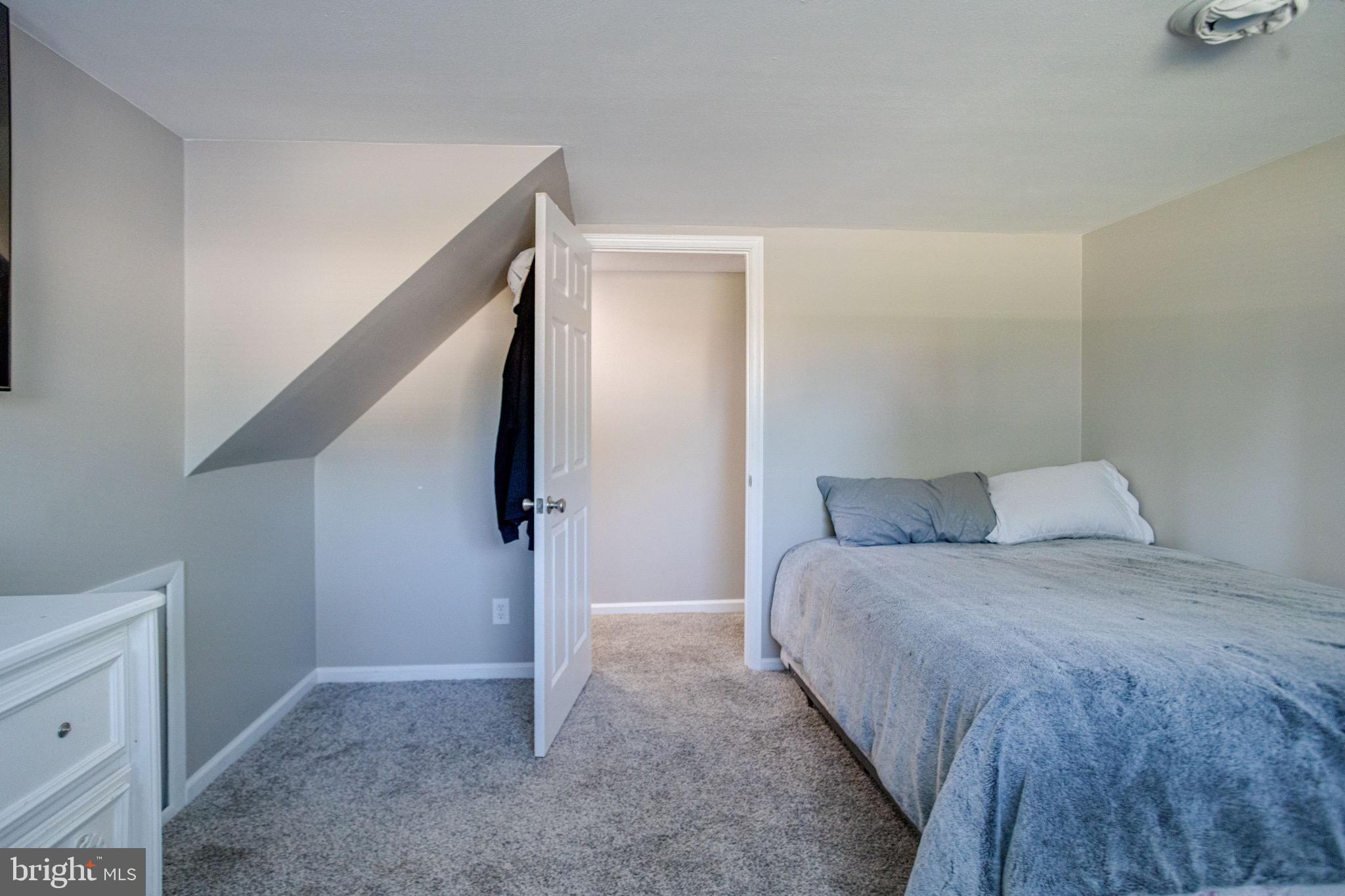 ABERDEEN HILLS - Residential