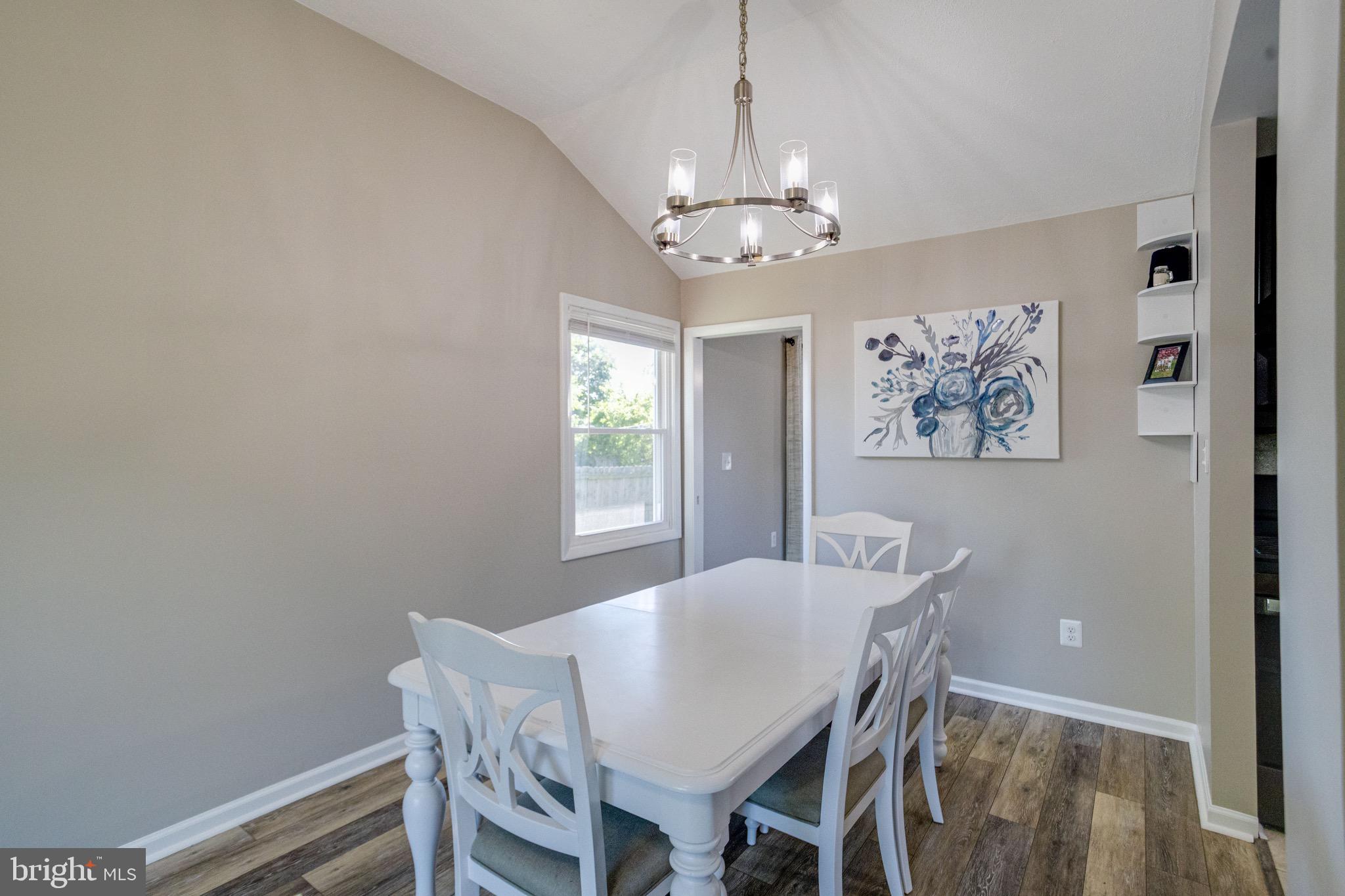 ABERDEEN HILLS - Residential