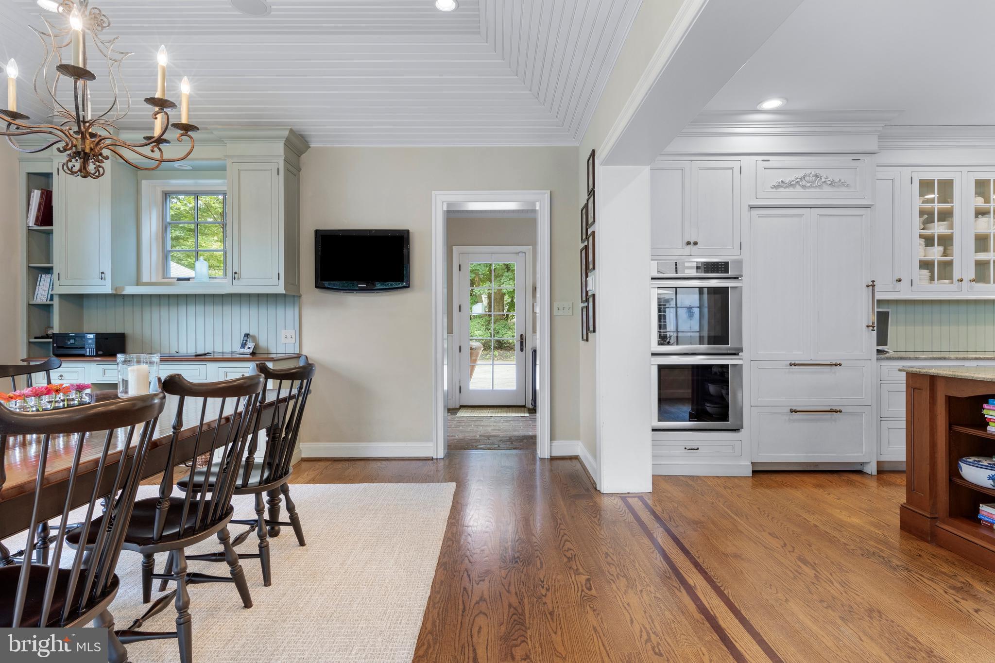 ASHWOOD MANOR - Residential