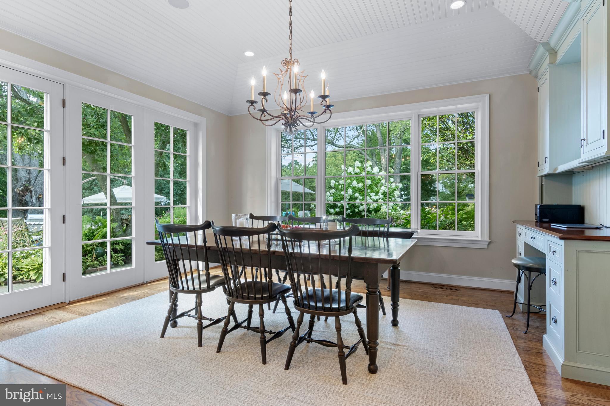 ASHWOOD MANOR - Residential