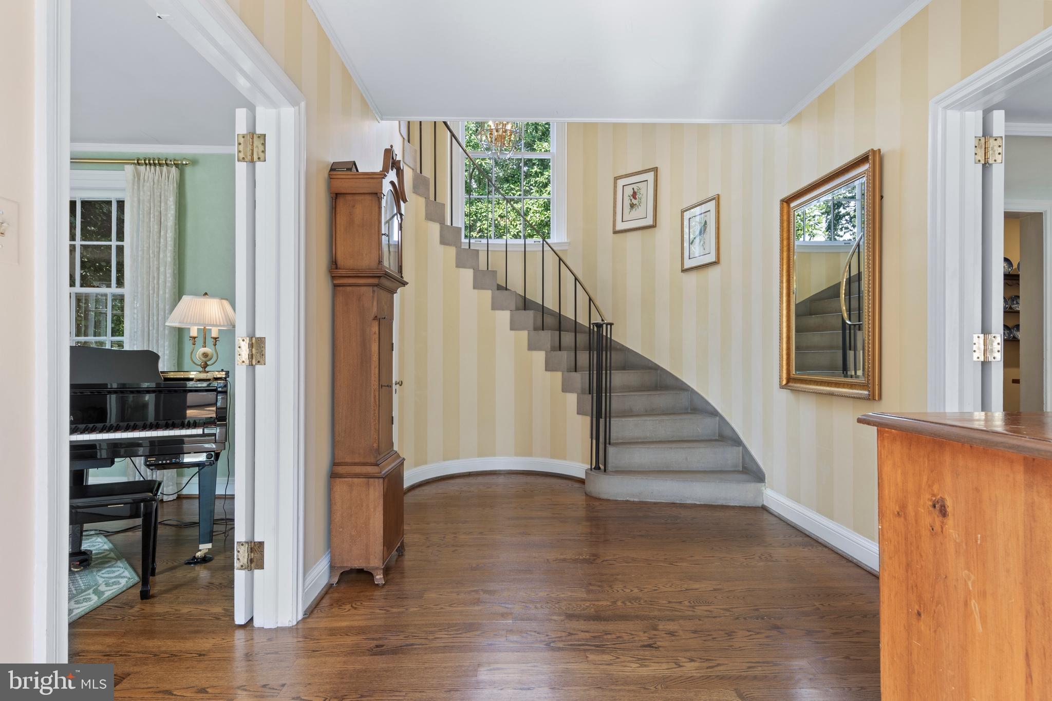 ASHWOOD MANOR - Residential