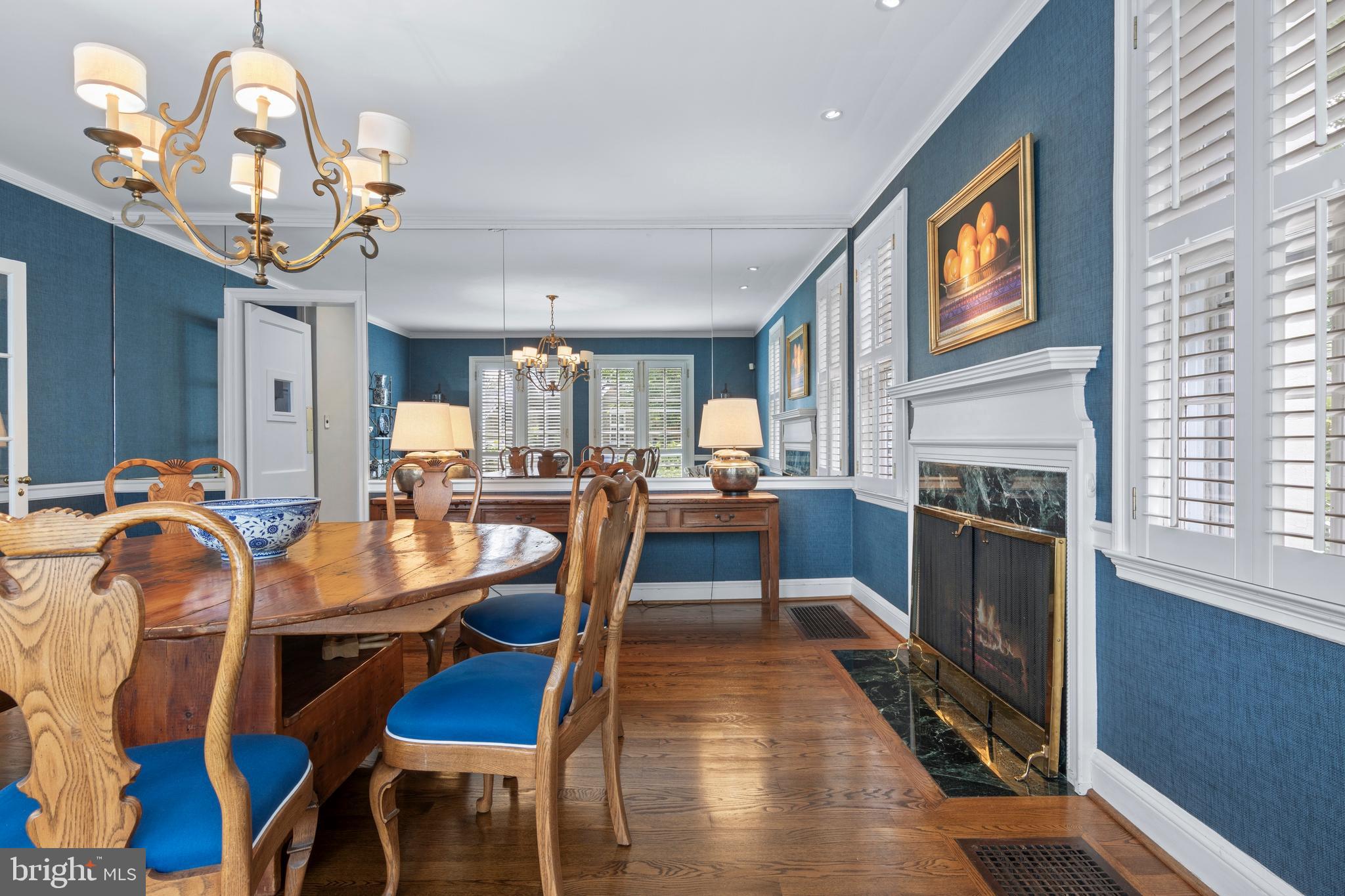 ASHWOOD MANOR - Residential