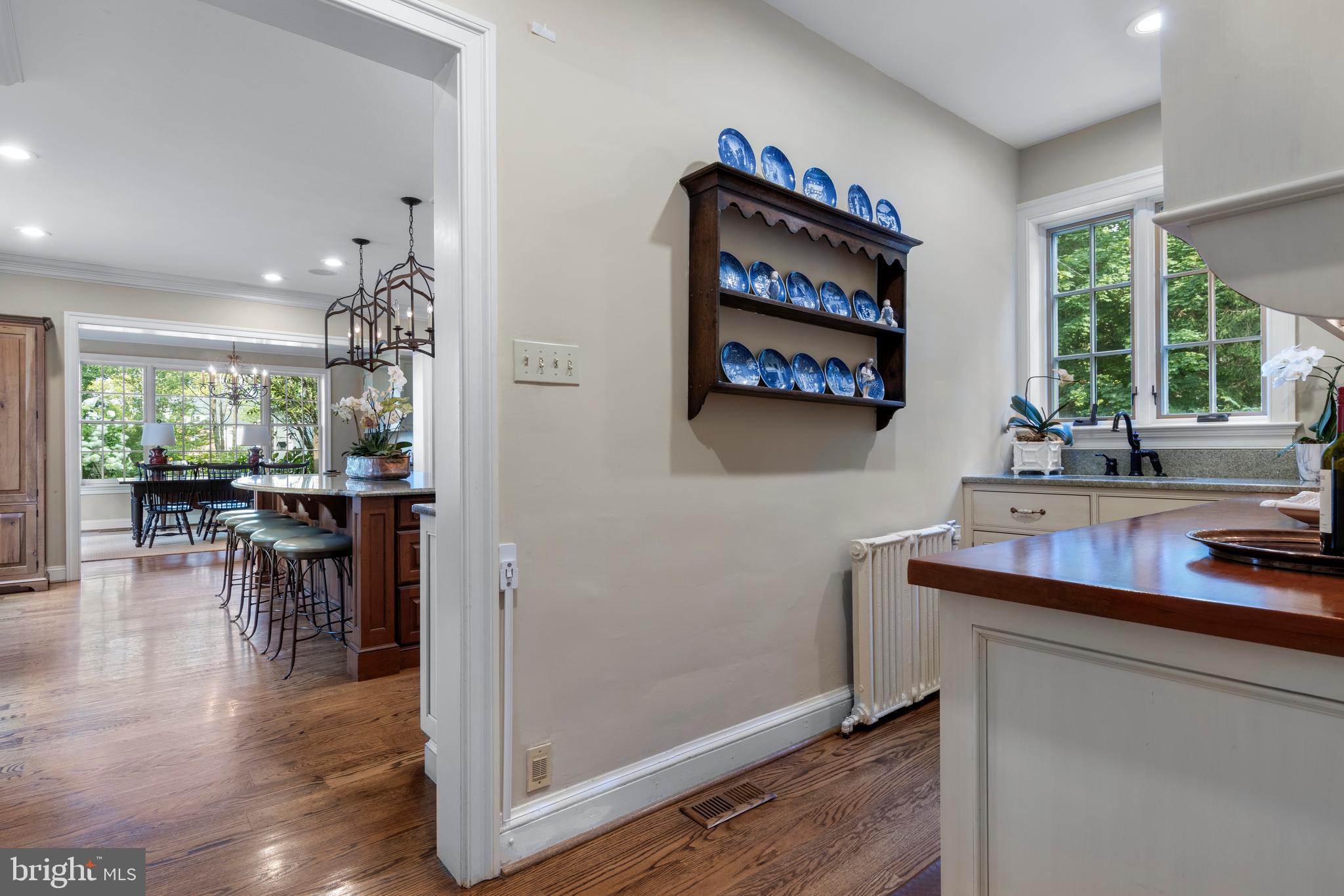 ASHWOOD MANOR - Residential