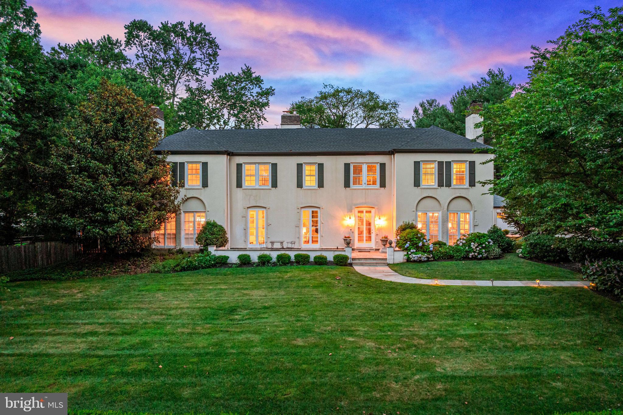 ASHWOOD MANOR - Residential