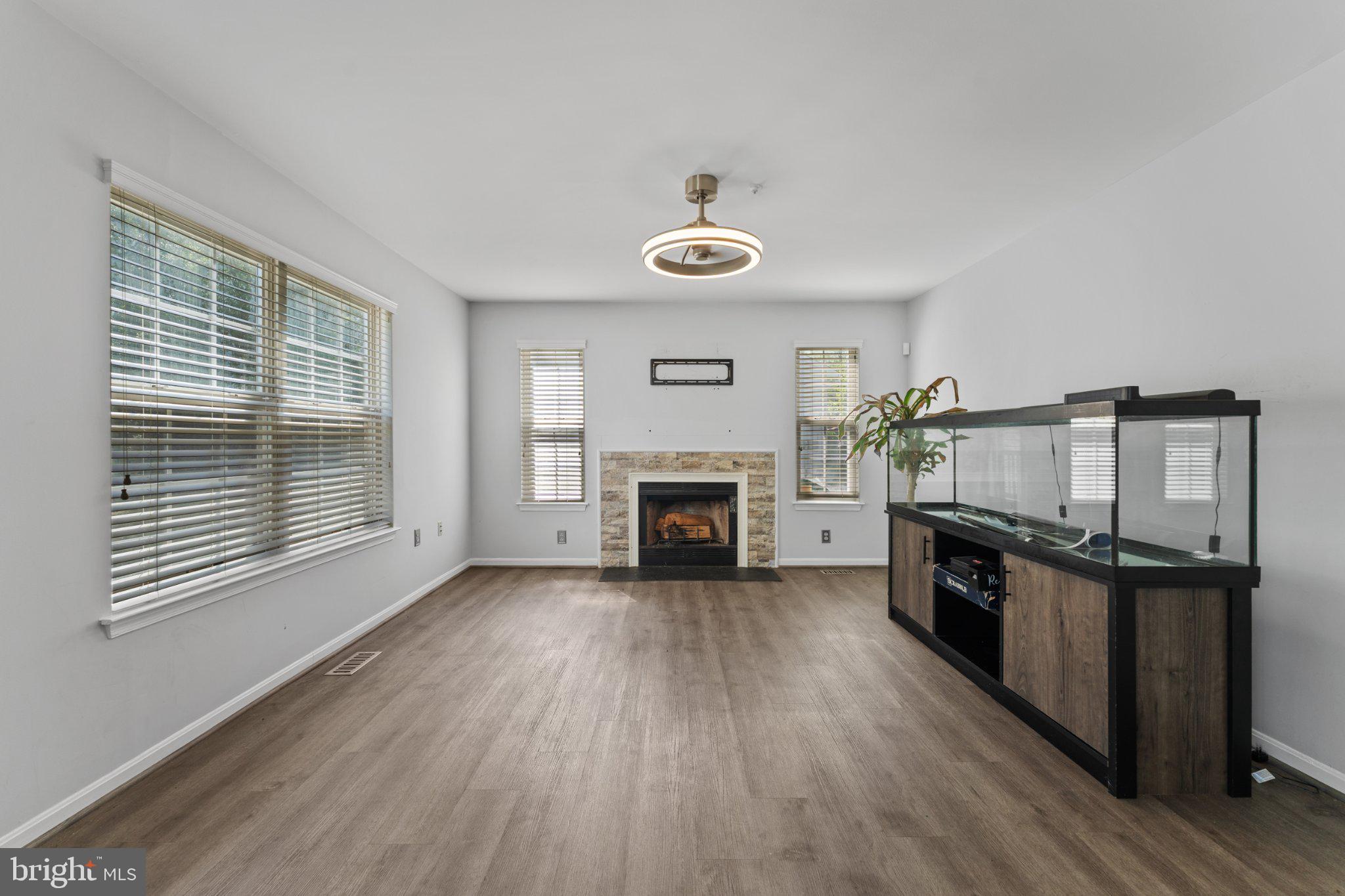 CHELTENHAM WOODS - Residential
