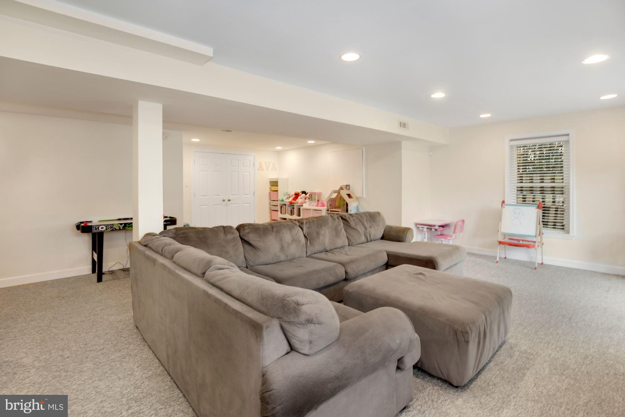 ORCHARD RIDGE - Residential