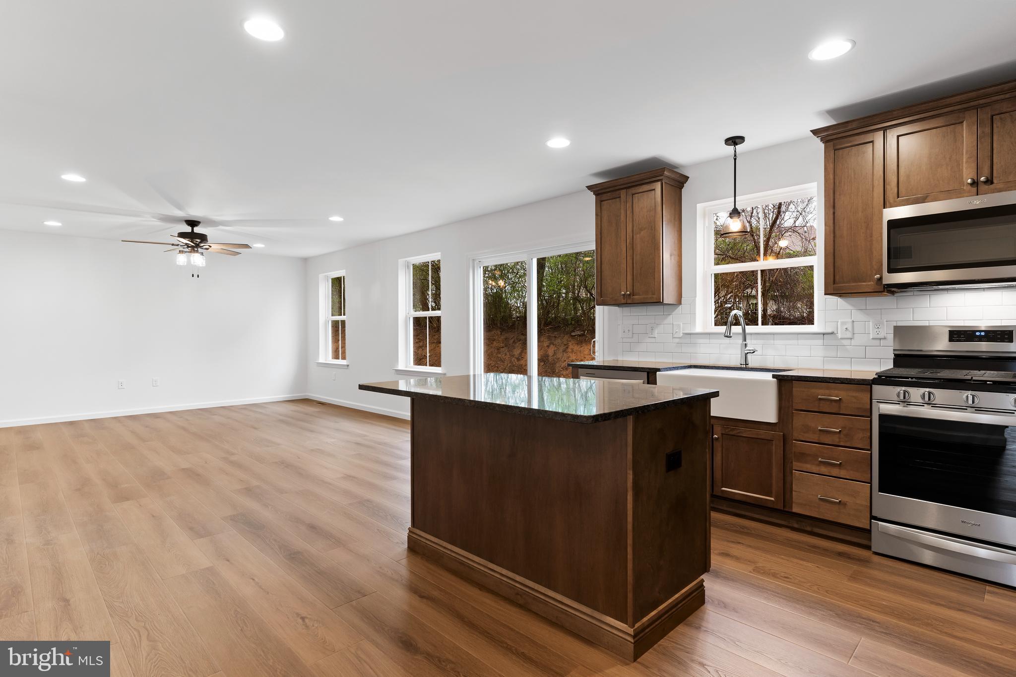 FARMINGTON - Residential