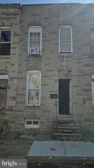 Rehab opportunity in a desirable area - great commuter location. Home is a solid canvas for you to bring your vision to life. Structurally sound and ready for updates. Need to coordinate access so please allow time to set that up for you. Thanks, Ian