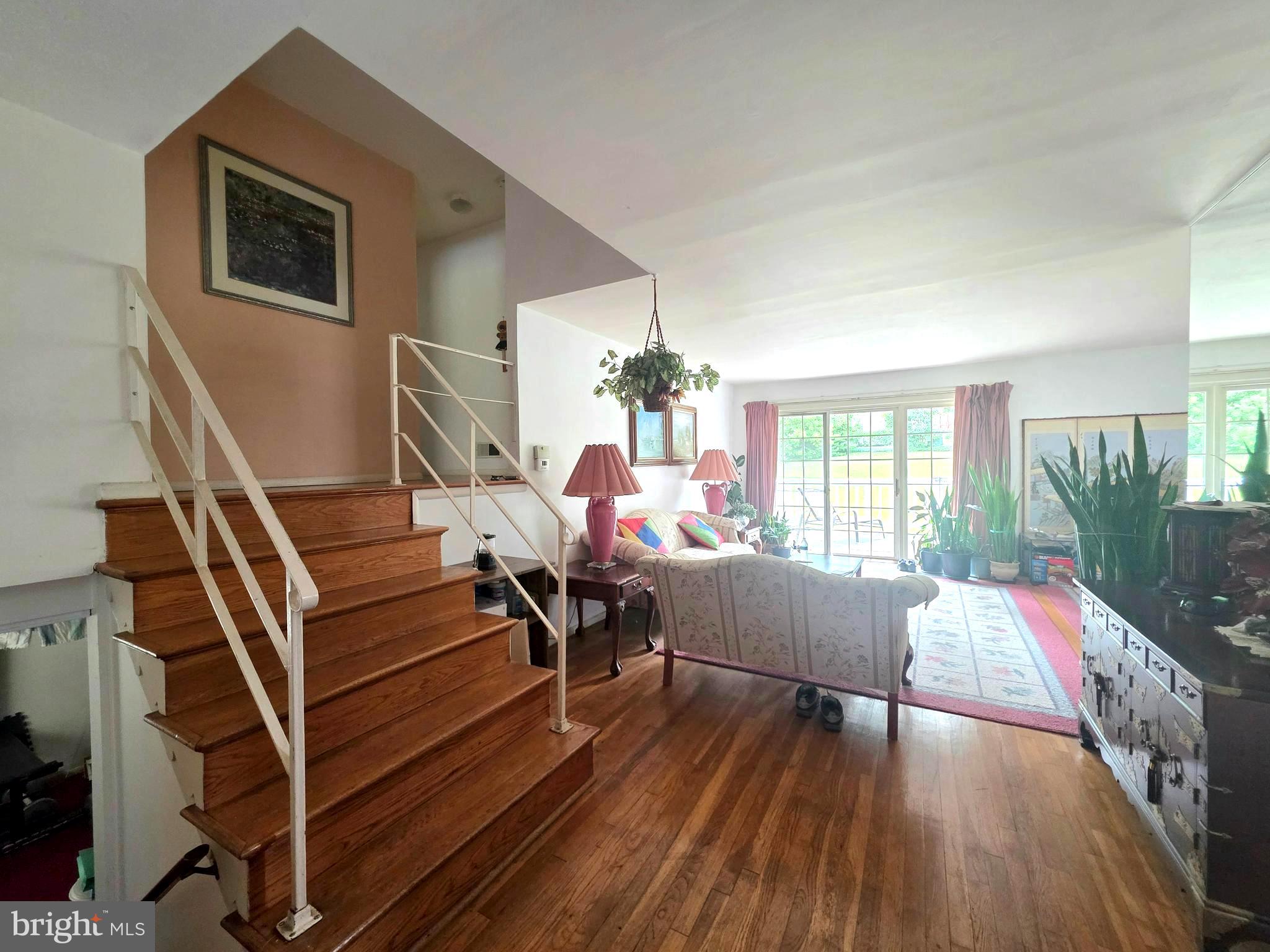 ORCHARD HILLS - Residential