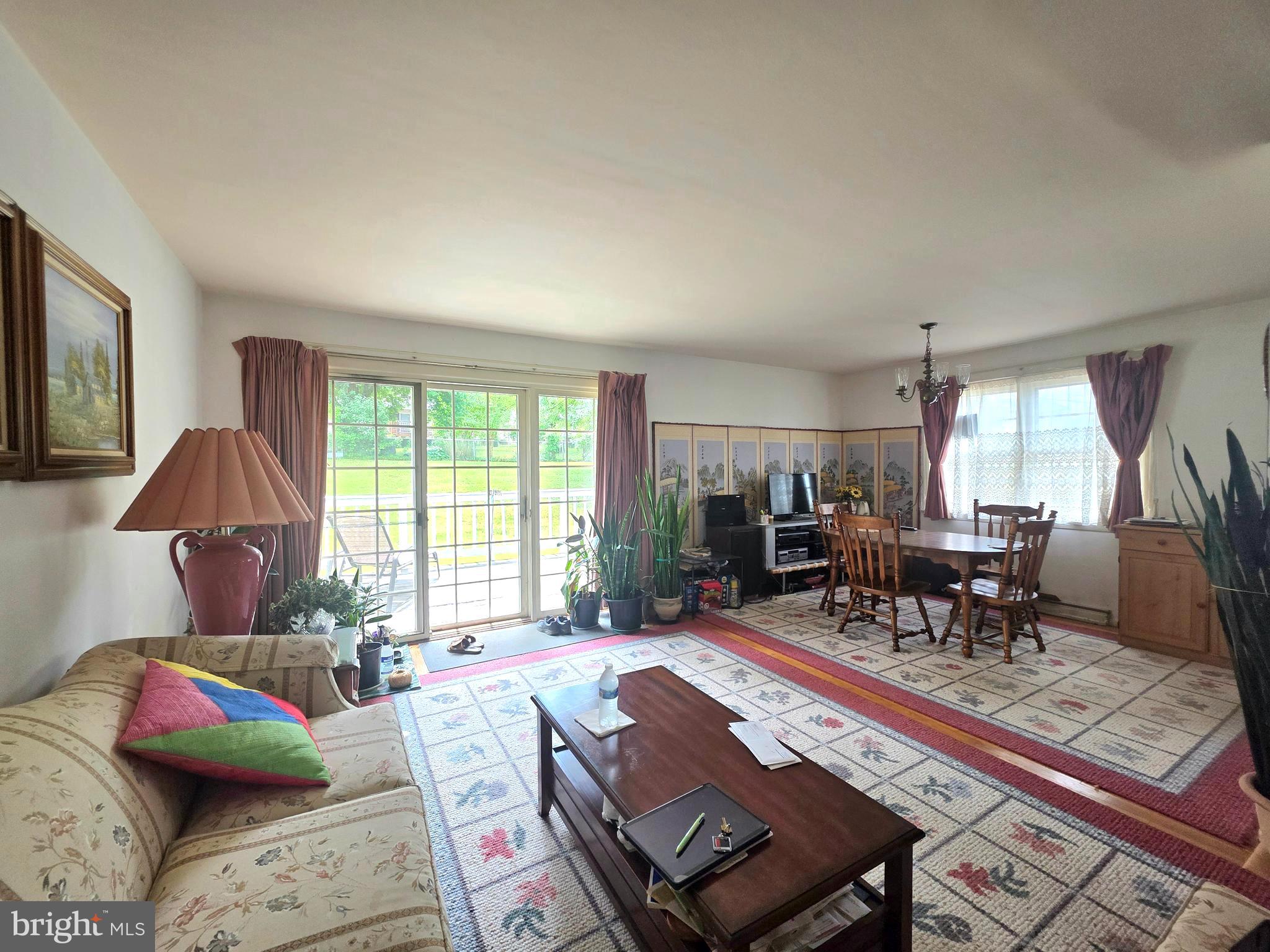 ORCHARD HILLS - Residential