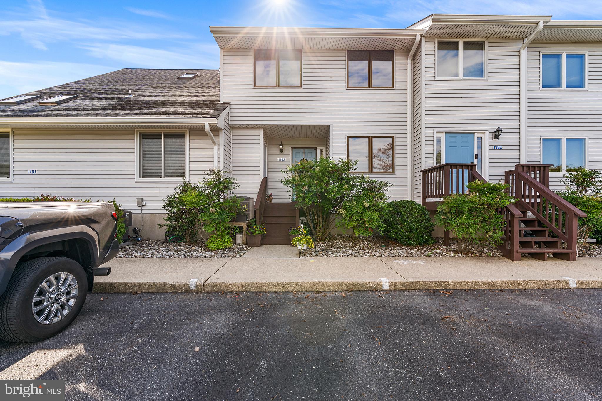 THOMPSON CREEK - Residential