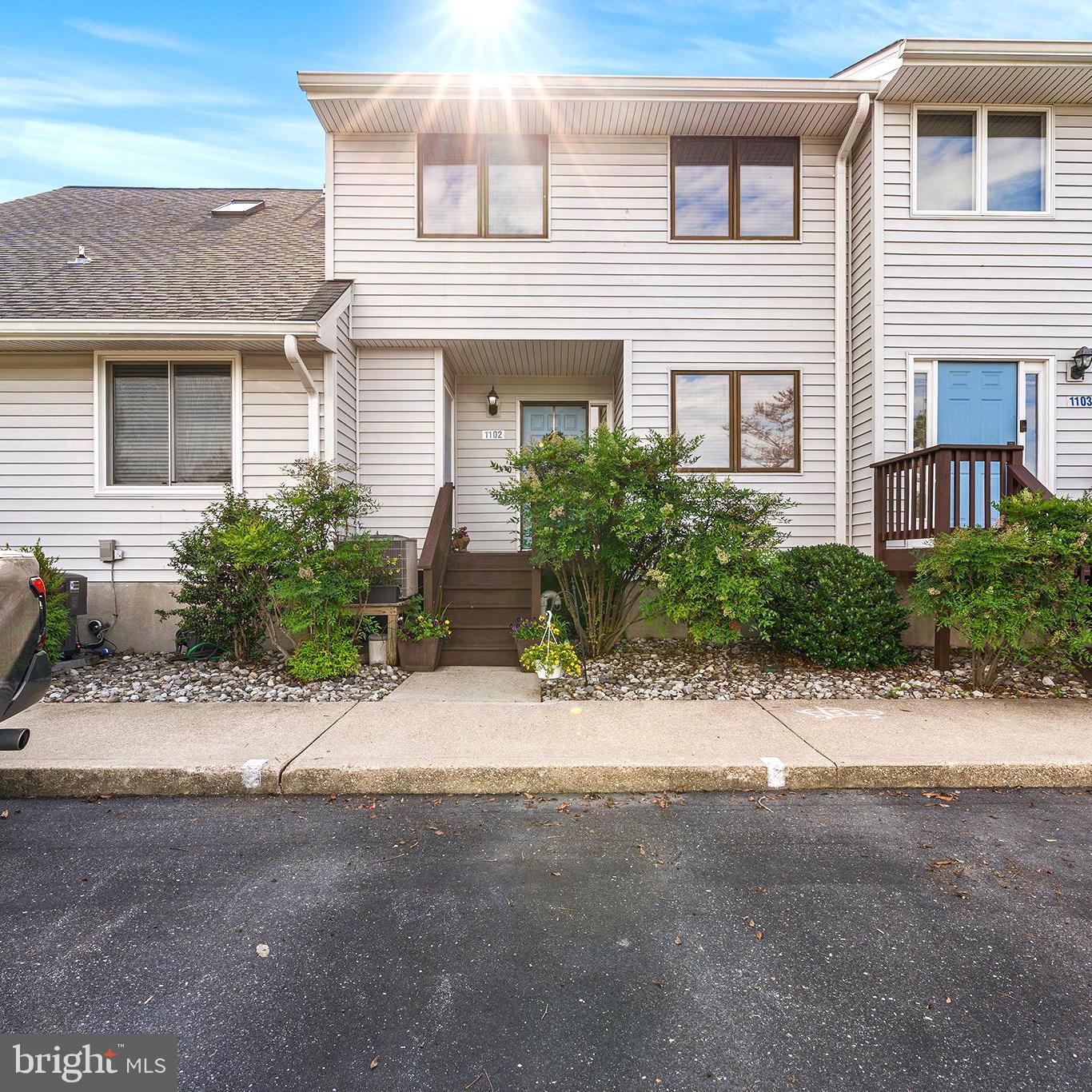 THOMPSON CREEK - Residential