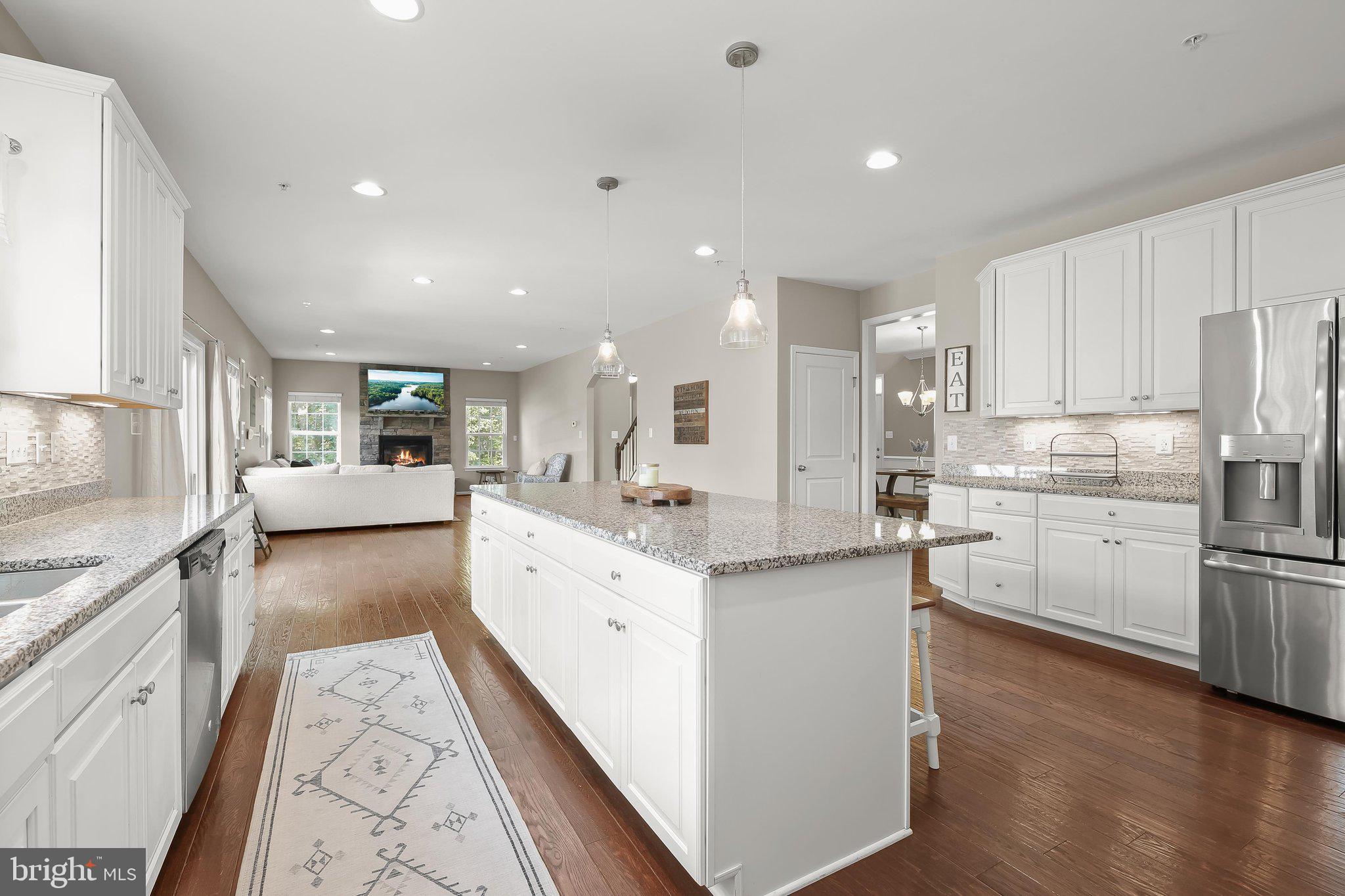 OAKMONT OVERLOOK - Residential