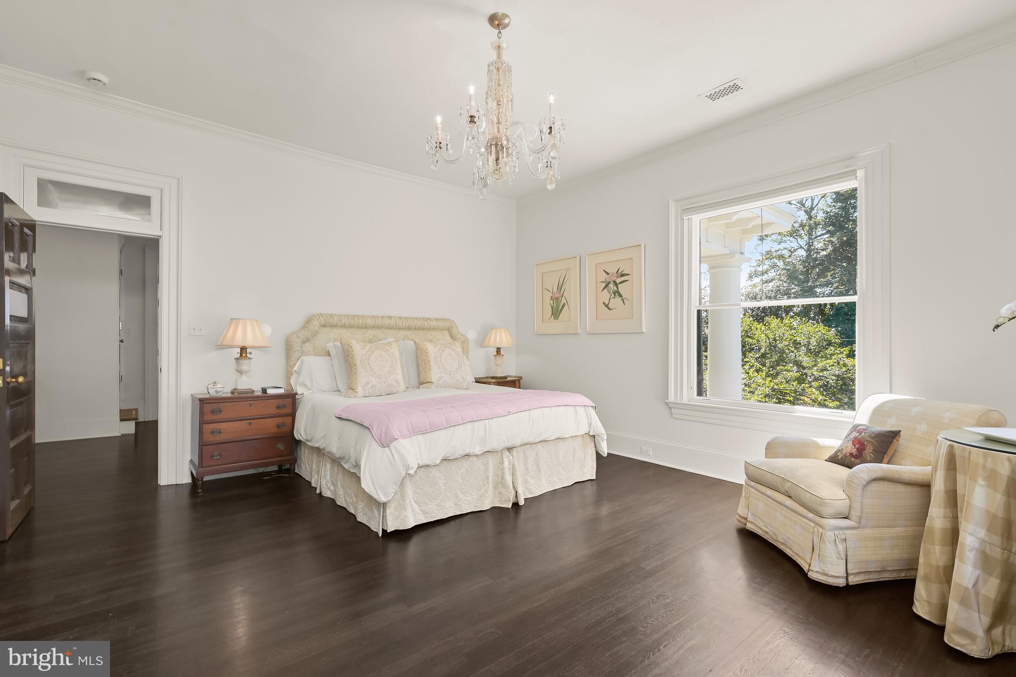 CHEVY CHASE - Residential