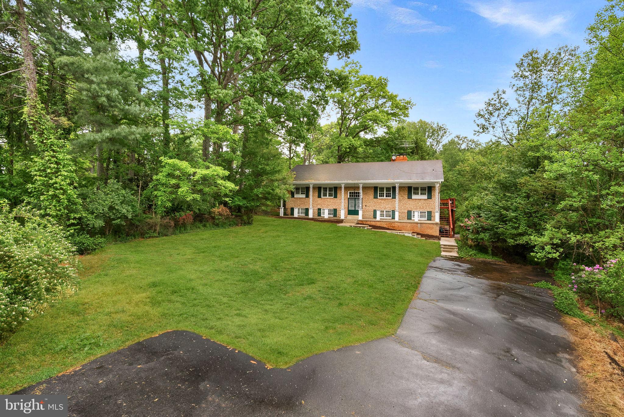 BACK ON THE MARKET – VIENNA INVESTMENT OPPORTUNITY
Priced significantly below market value, this is a rare chance to secure a property with immediate equity potential in one of Vienna's most desirable locations.
Located in the sought-after Kemper Park community, this 5-bedroom, 3-bath Colonial split foyer sits on a spacious .46-acre lot with no HOA and offers endless possibilities for investors, builders, renovators, or buyers looking to customize a home in a premier location.
Being sold strictly As-Is, the property features oversized living spaces, two fireplaces, a walkout daylight basement, and solid construction—providing an excellent foundation for renovation, expansion, or a custom new build.
Why This Property Stands Out:
• Prime Vienna location on Hunter Mill Road
• Large .46-acre lot with no HOA
• 5 bedrooms, 3 full baths
• Walkout basement and generous living areas
• Strong surrounding home values
• Exceptional upside potential
Investment Potential:
• Renovated homes in the area commonly command premium prices
• New construction homes nearby have sold from approximately $2.5M to nearly $3M
• Rare opportunity to buy below market value and create substantial equity
Whether you're looking for your next investment project, a custom home site, or a property with long-term appreciation potential, opportunities like this are becoming increasingly difficult to find in Vienna.
Schedule your showing today and explore the possibilities.