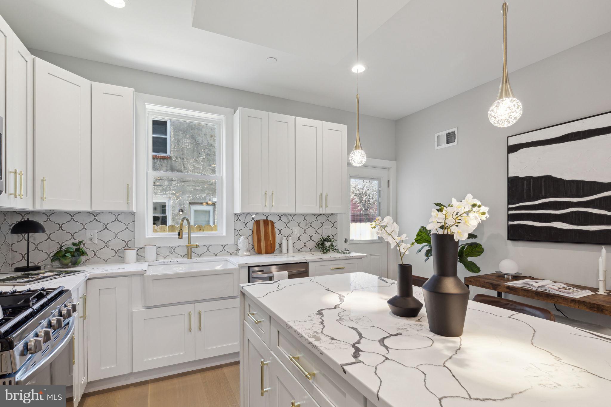 SOUTH KENSINGTON - Residential