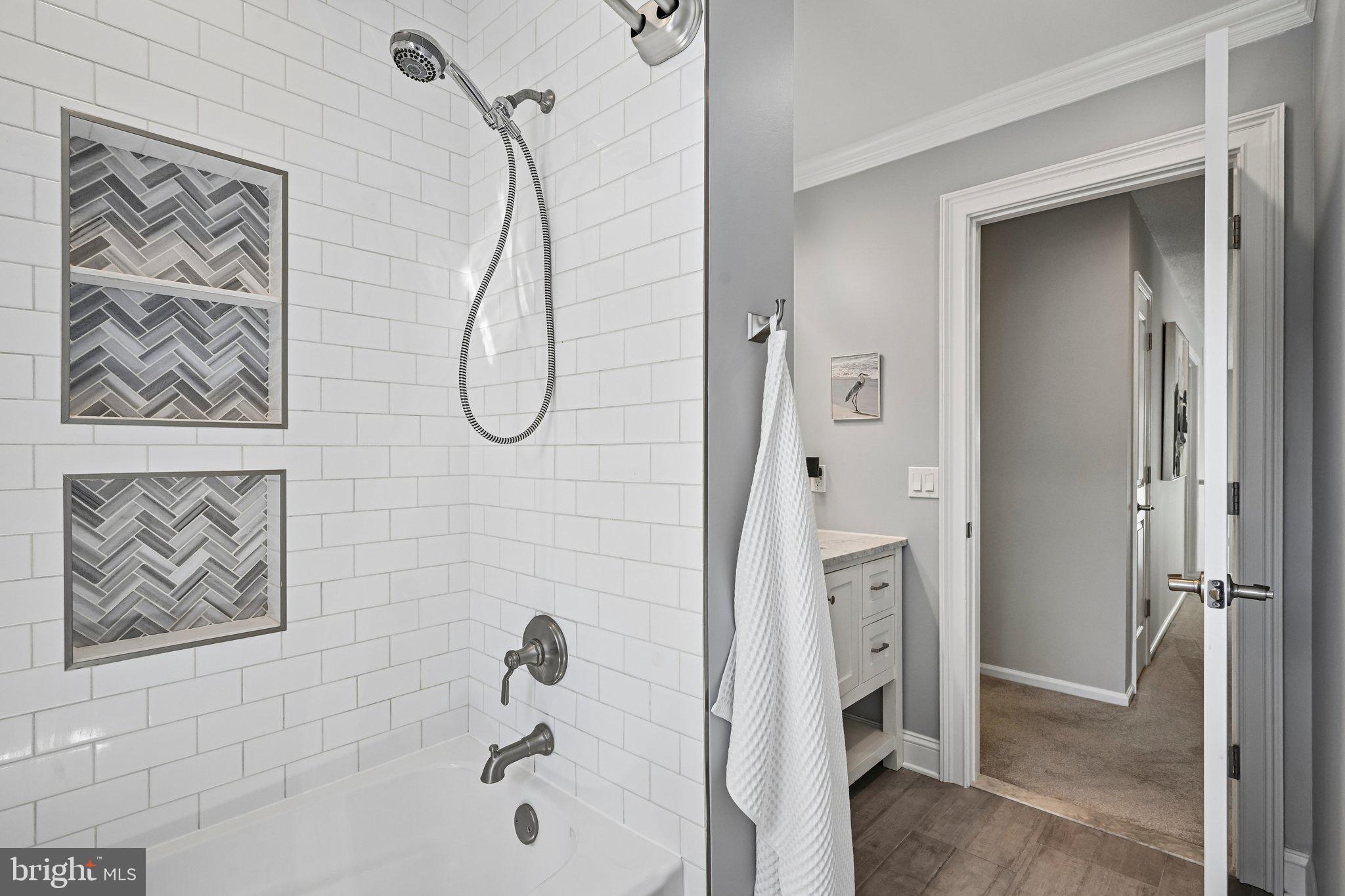 WOODBROOK - Residential