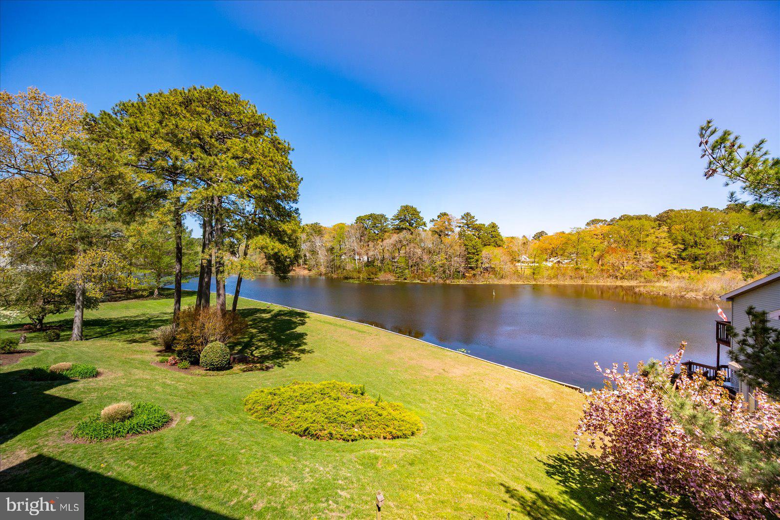 CANAL WOODS III - Residential